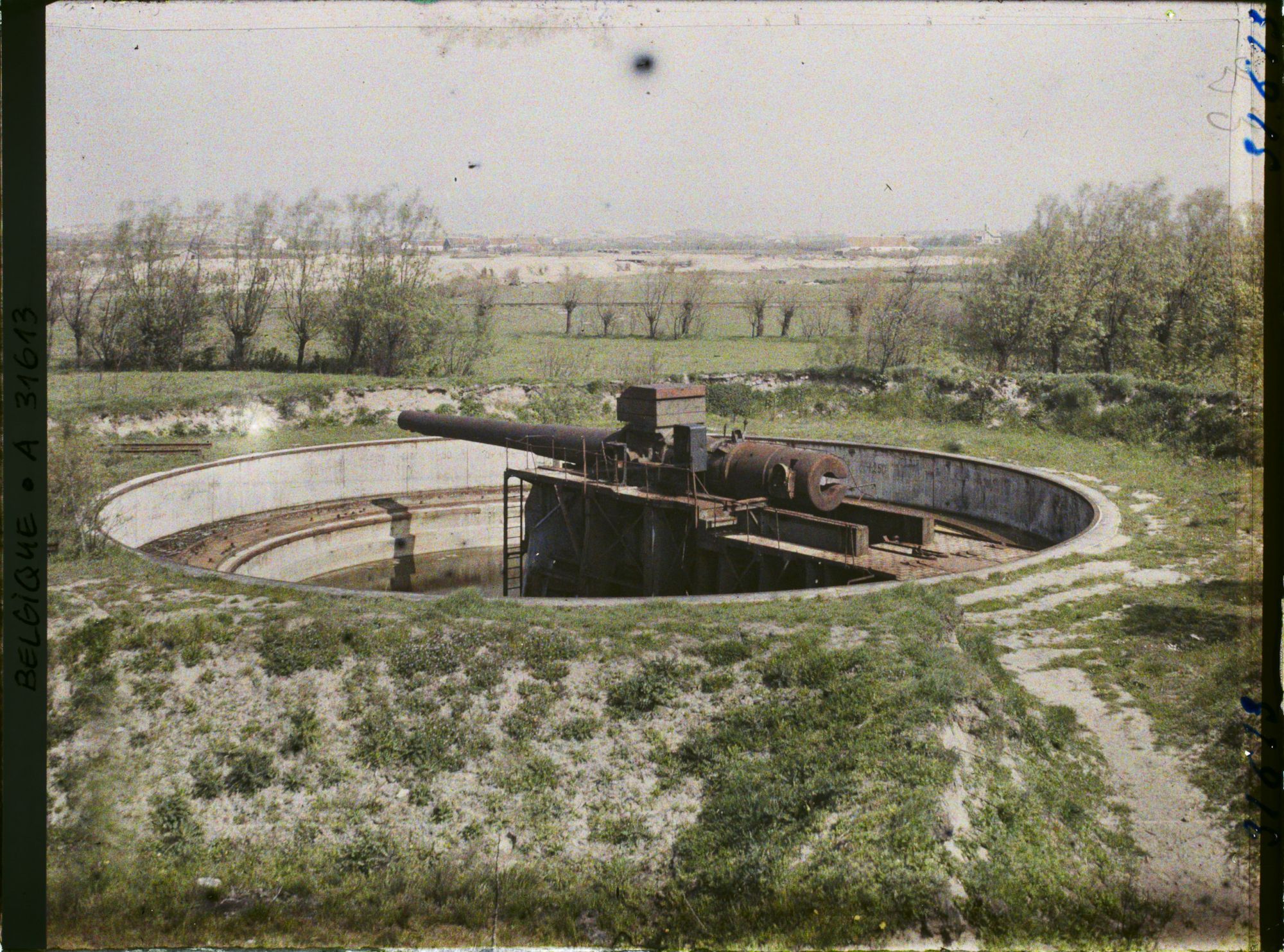 Image représentant Belgique, Ostende, Batterie Deutschland, Vue panoramique d'une des pièces