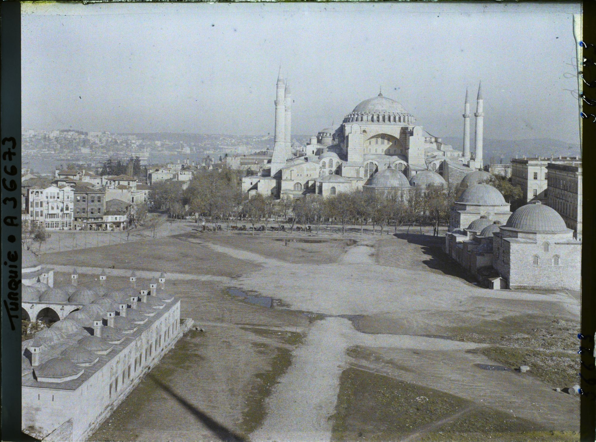 Image représentant Turquie, Constantinople, Vue panoramique sur Ste Sophie