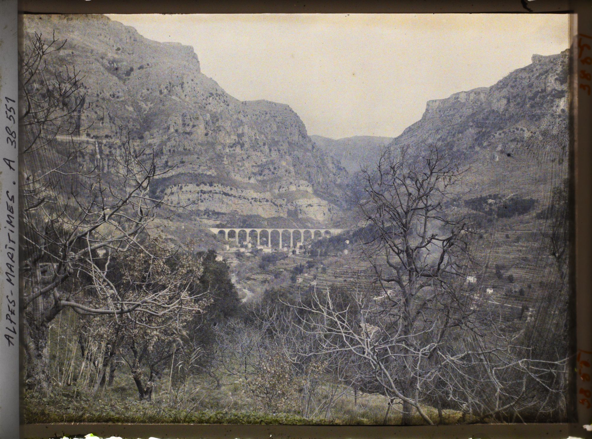 Image représentant Le viaduc des Gorges du Loup