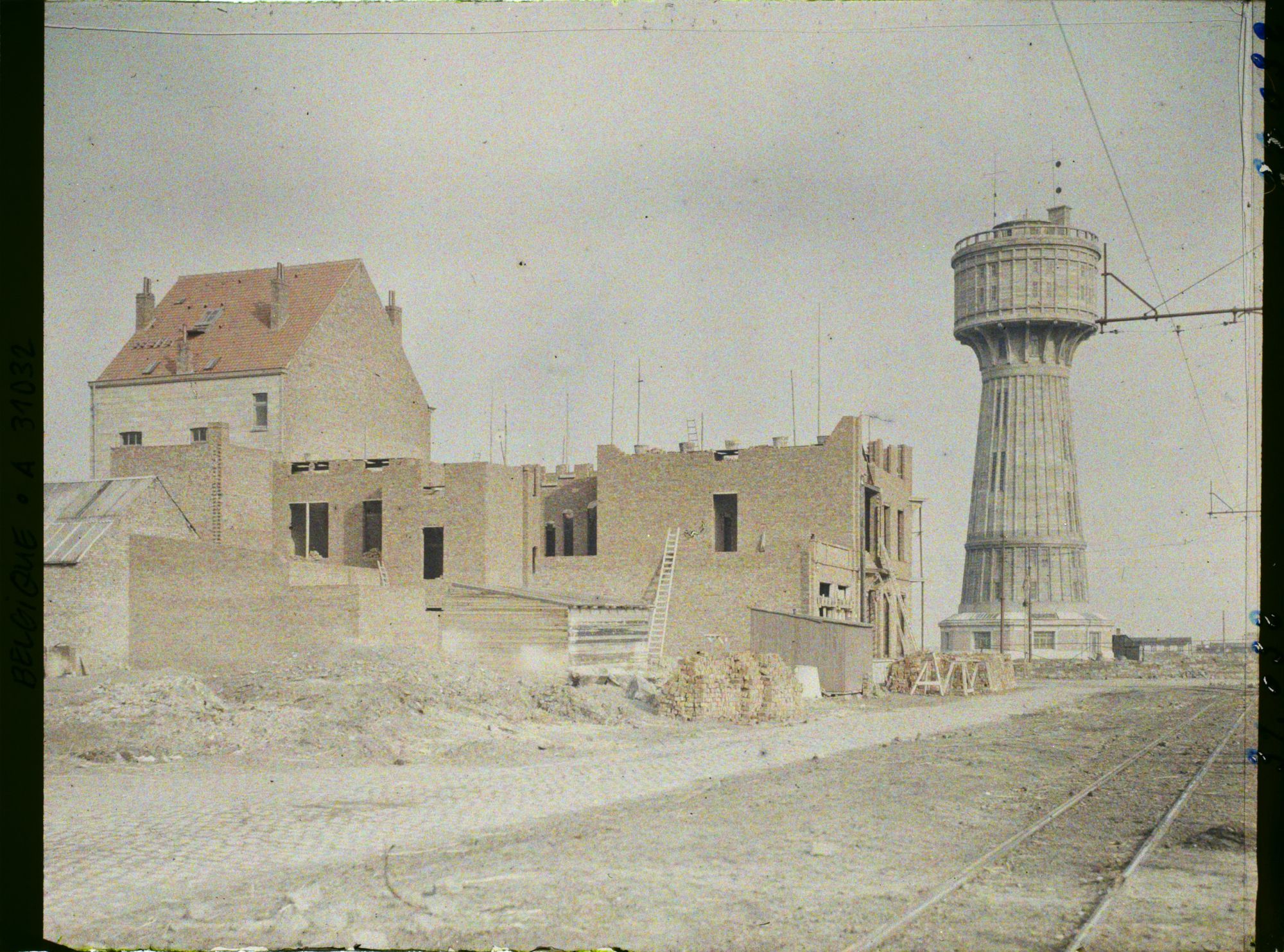 Image représentant Belgique, Zeebrugge, Le Château d'Eau reconstruit en 4 mois