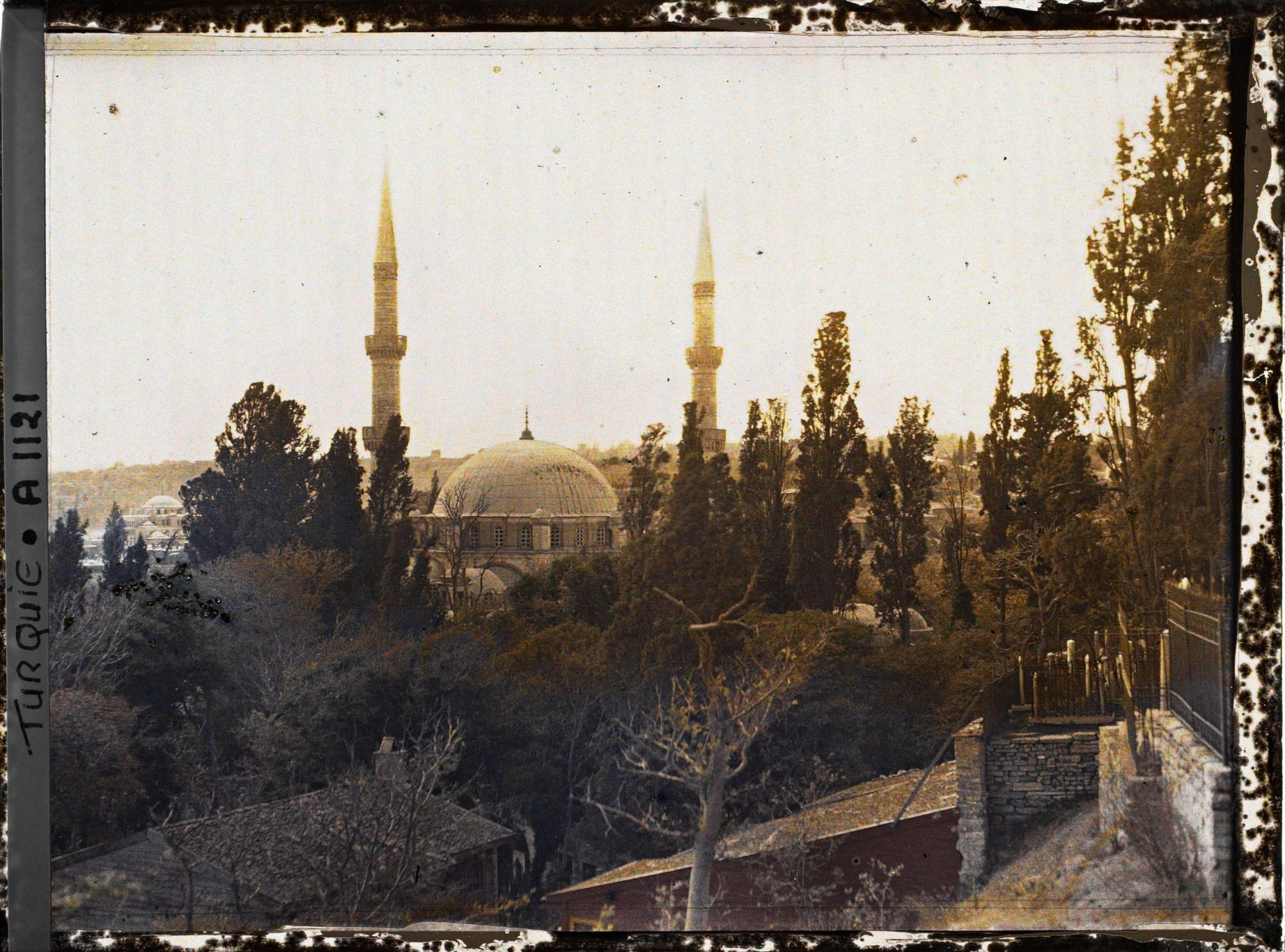 Image représentant L'Eyüp Sultan Camii ("mosquée Eyoub")