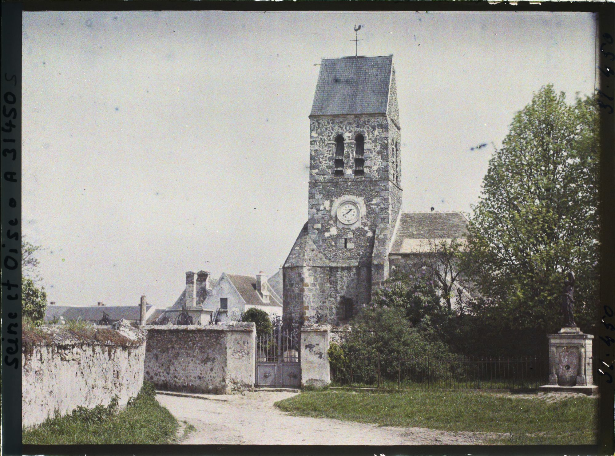 Image représentant France , Montigny-le-Bretonneux, L'Eglise de Montigny