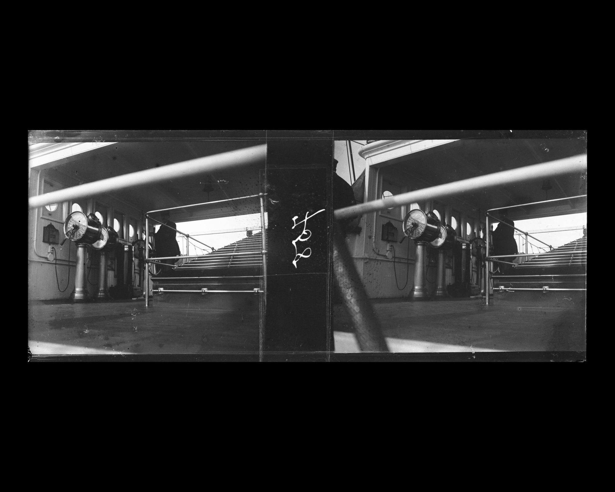 Image représentant Le poste de pilotage du navire