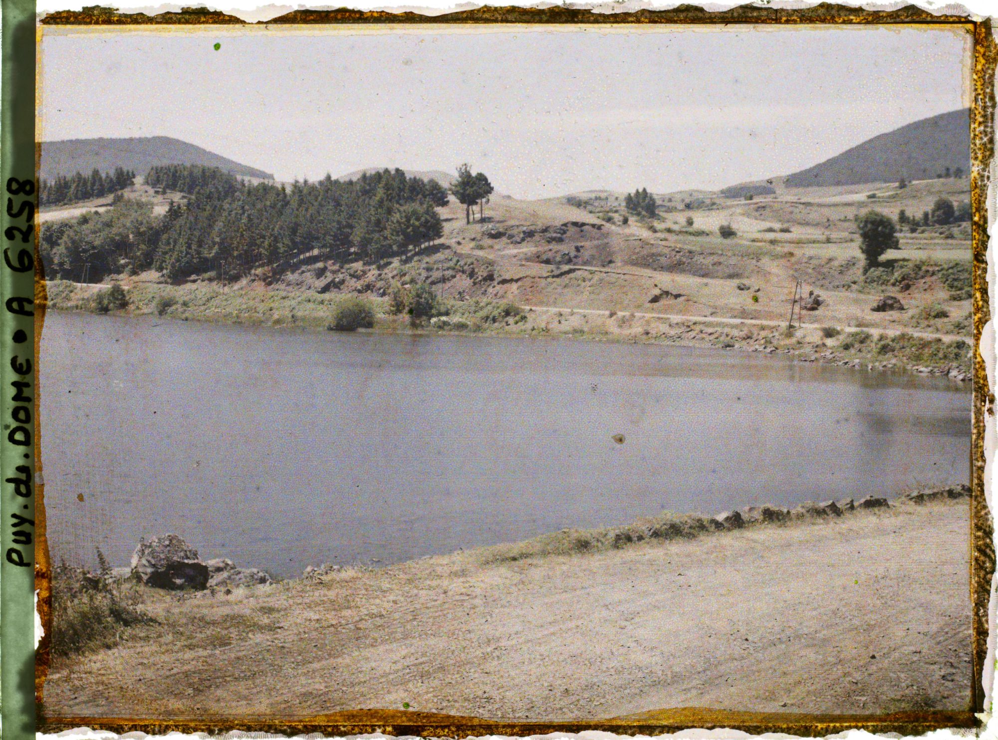 Image représentant France, Aydat, Lac d'Aydat