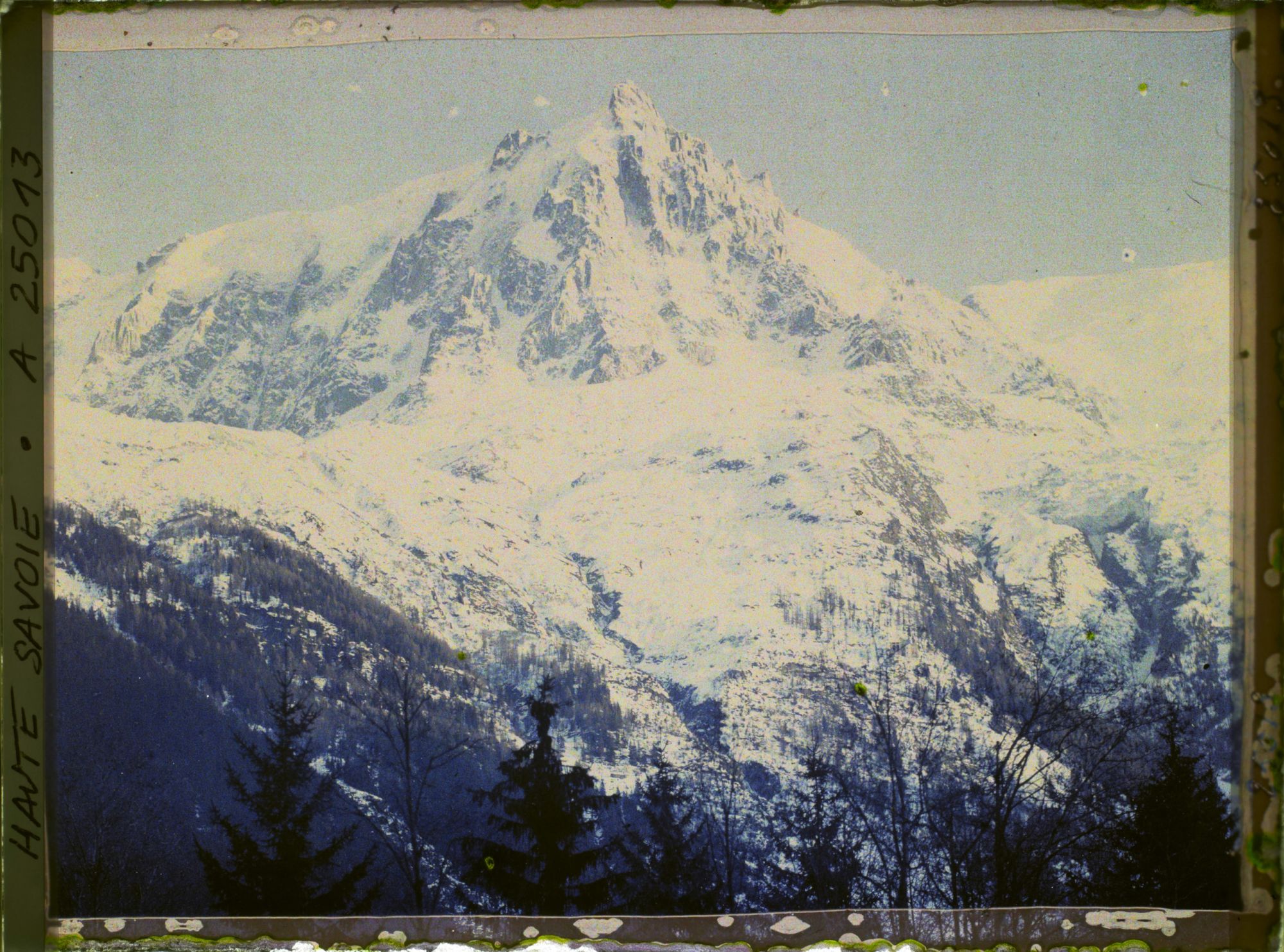 Image représentant France, Les Alpes -Vallée de Chamonix Soleil couchant s/l'aiguille du Midi