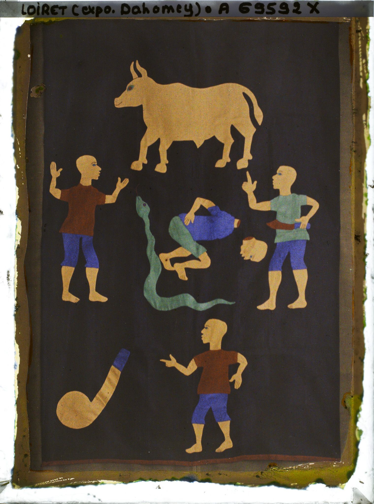 Image représentant Un pagne funéraire décoré de motifs