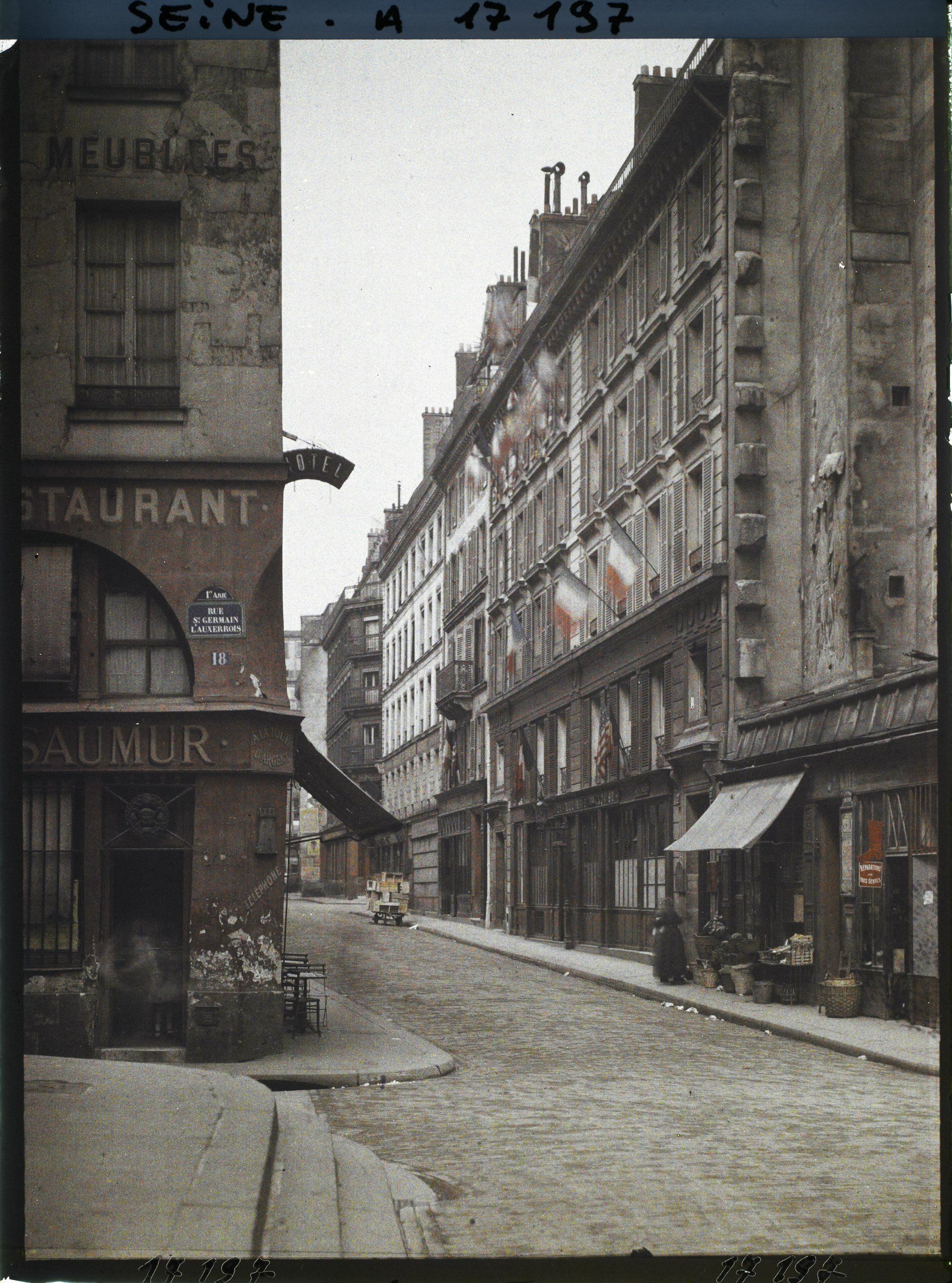 Image représentant La rue Bertin-Poirée et le 18 rue St-Germain-l'Auxerrois