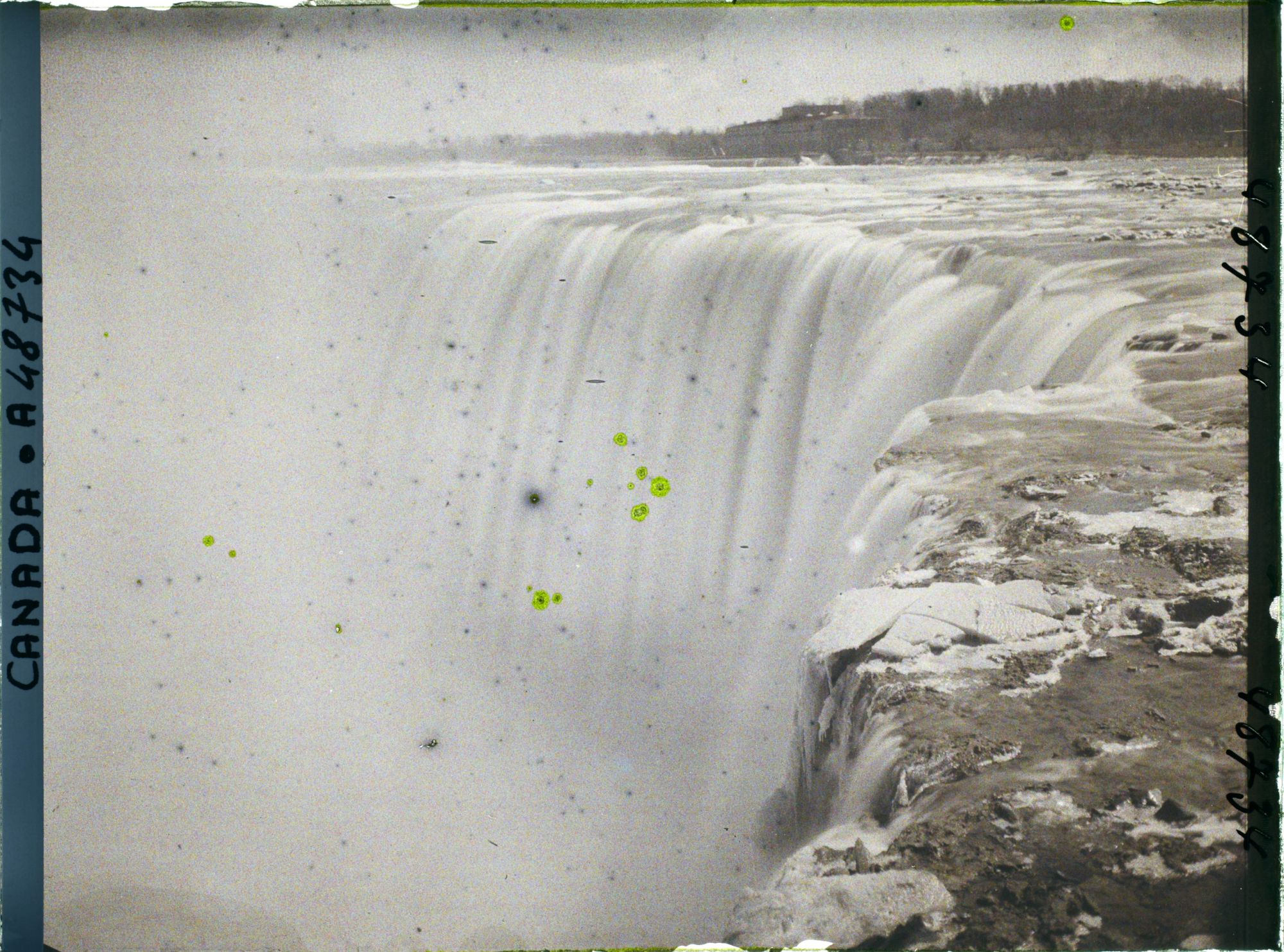 Image représentant Canada, Niagara, Le seuil de la Chute Canadienne