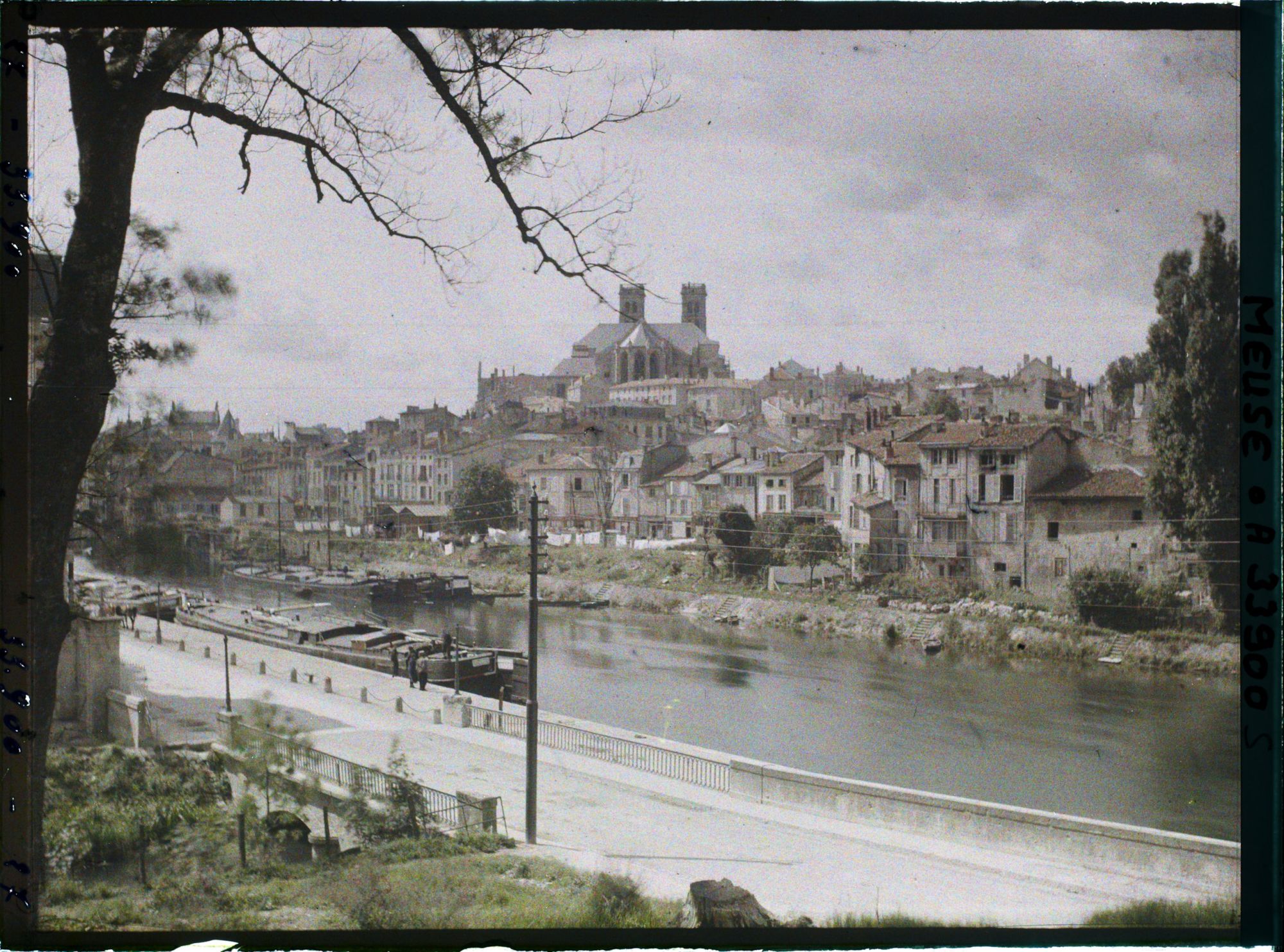 Image représentant France, Verdun, Vue Générale prise des Remparts vers le Sud Ouest