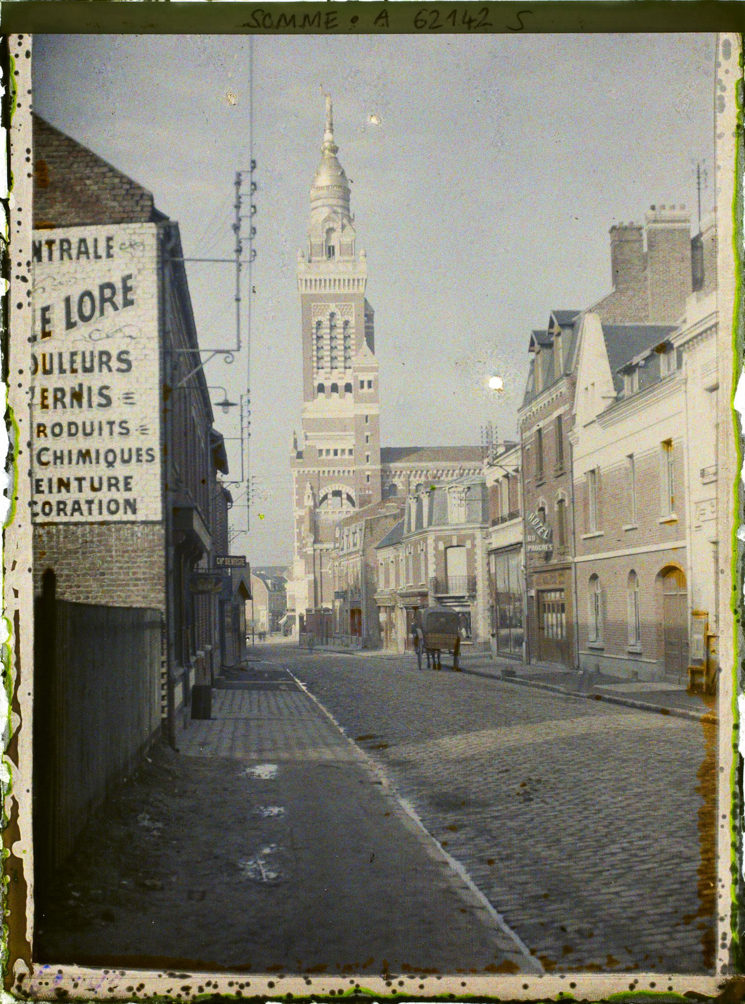 Image représentant Somme, Albert, La rue principale