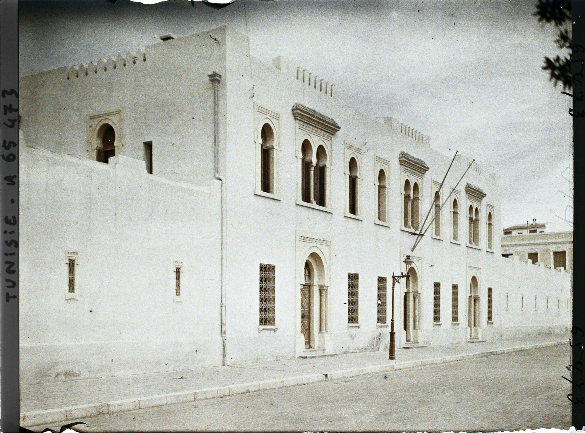 Image représentant L'école de garçons, rue Alexandre Dumas