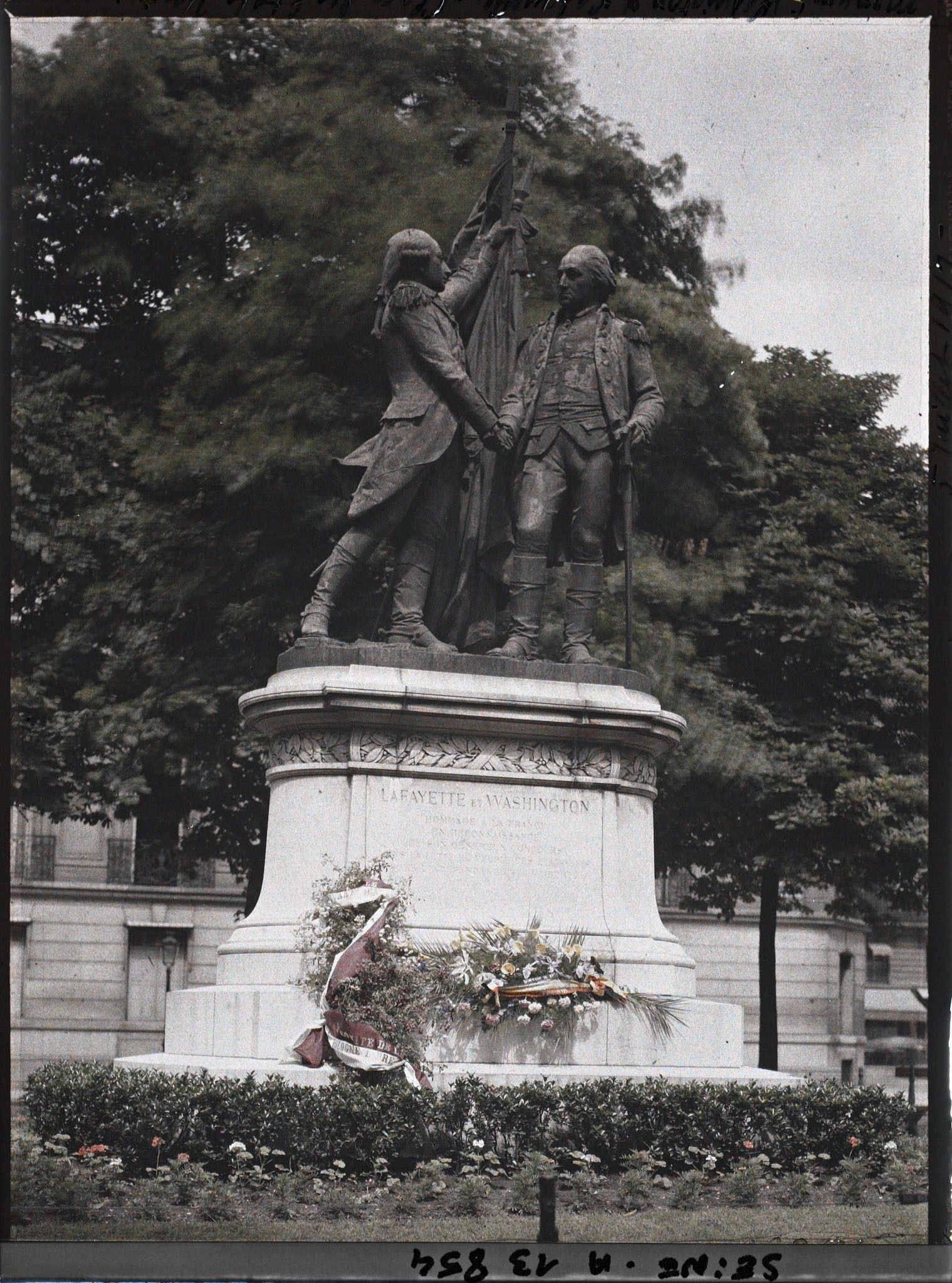Image représentant Monument à La Fayette et Washington place des Etats-Unis