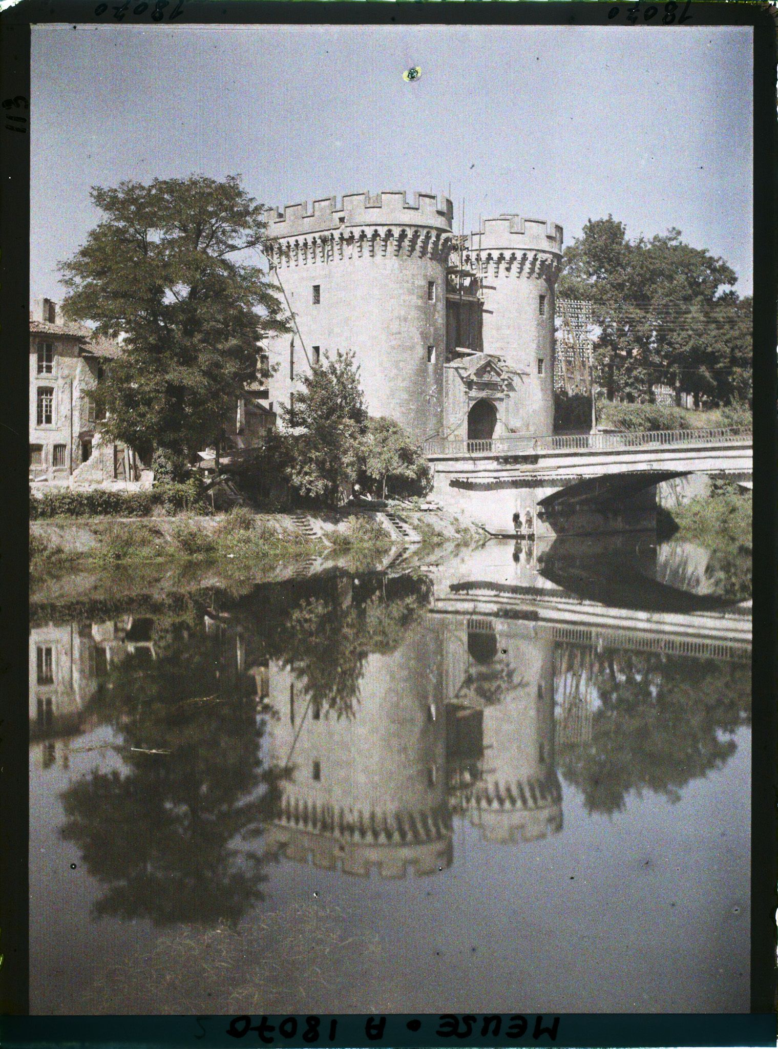 Image représentant France, Verdun, La Porte Chaussée et la Meuse