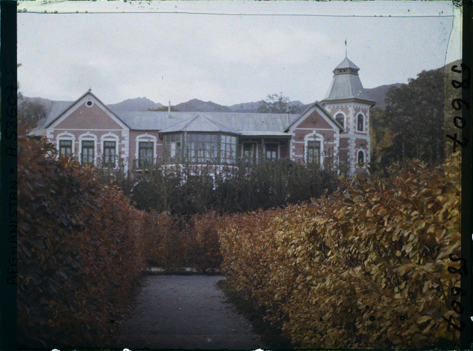 Image représentant Afghanistan, Kaboul, Effet de Lumière sur une Villa