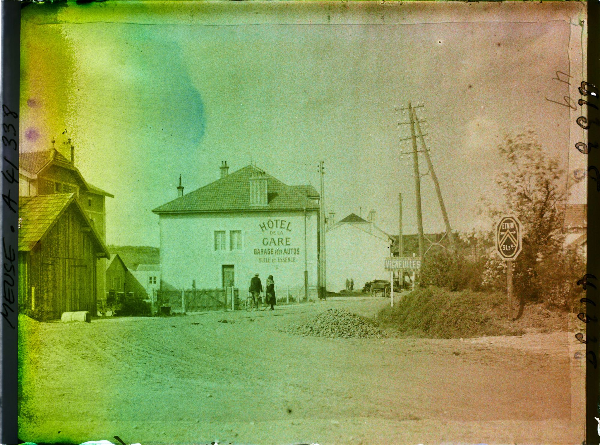 Image représentant France, Vigneulles, Entrée du Village