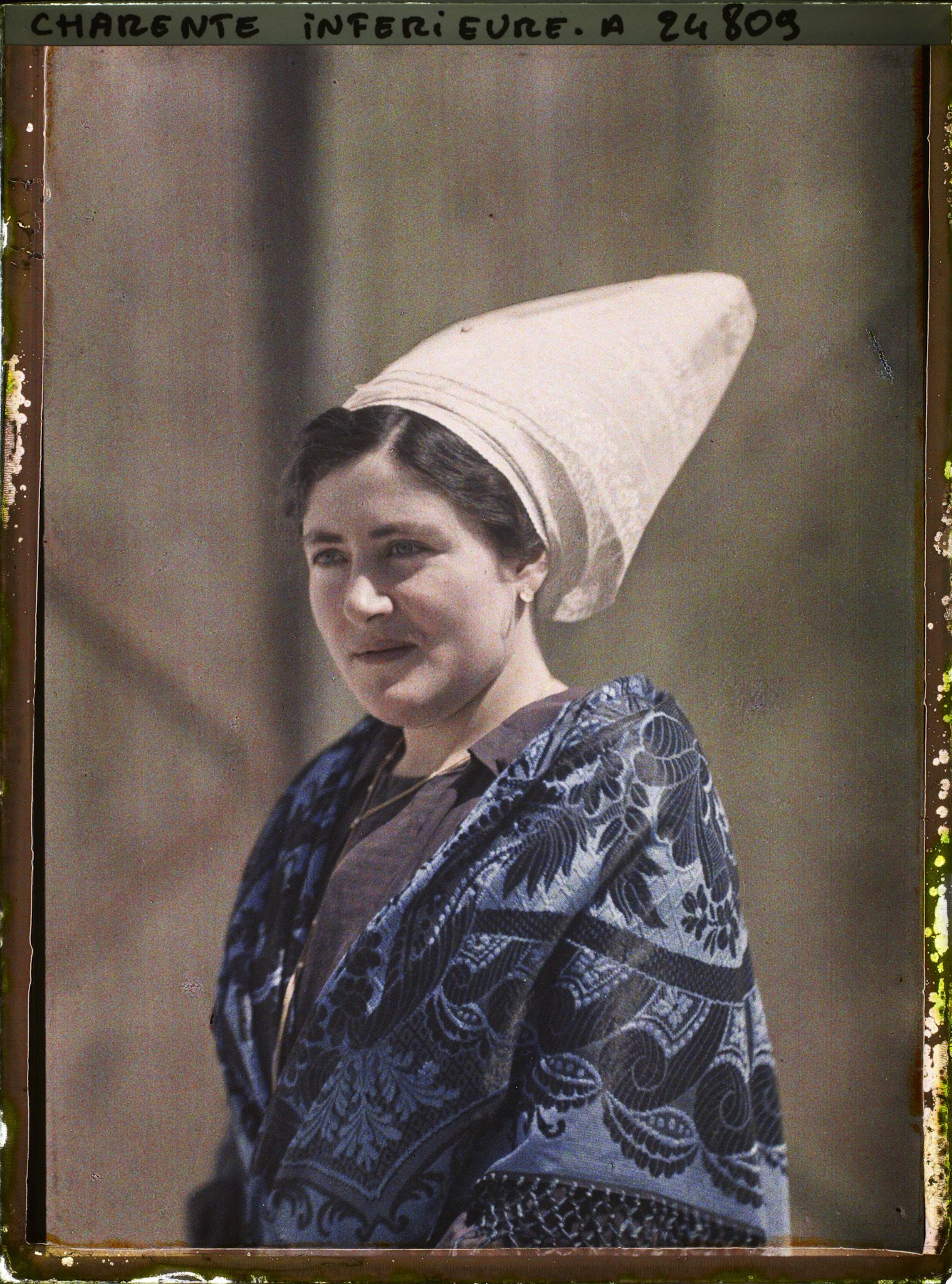 Image représentant Madame Chauvet portant une coiffe réthaise