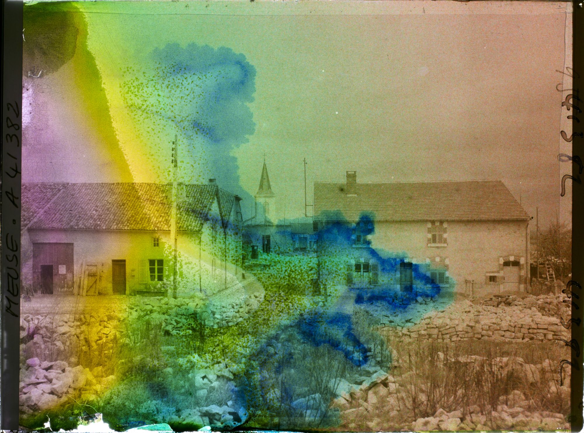 Image représentant France, Billy, Une vue vers l'Eglise