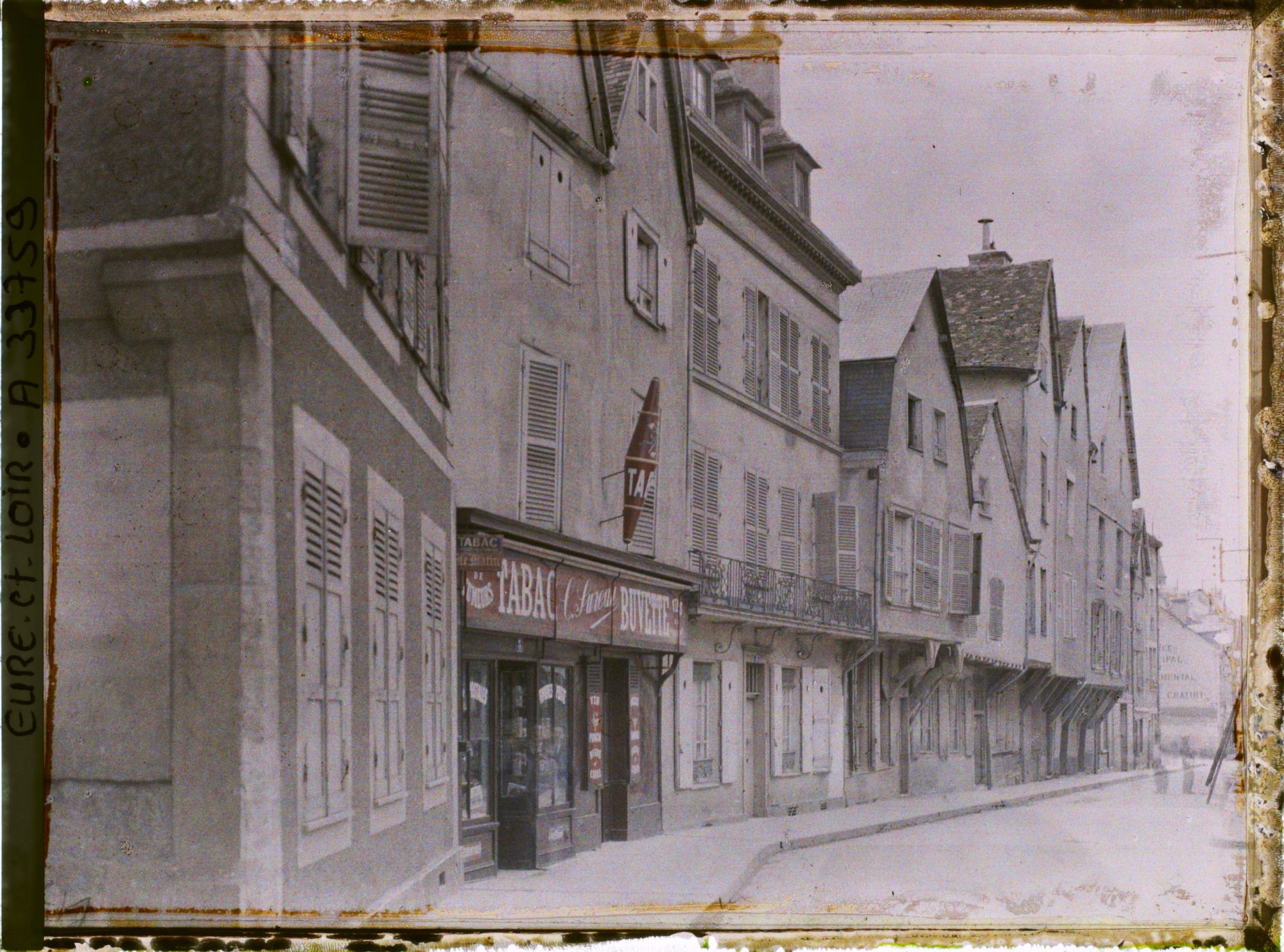 Image représentant Le bar-tabac de la rue du cheval blanc