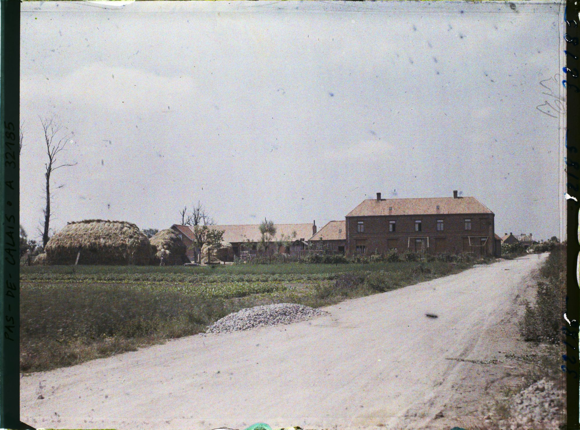 Image représentant France, Quinchy, Ferme reconstruite