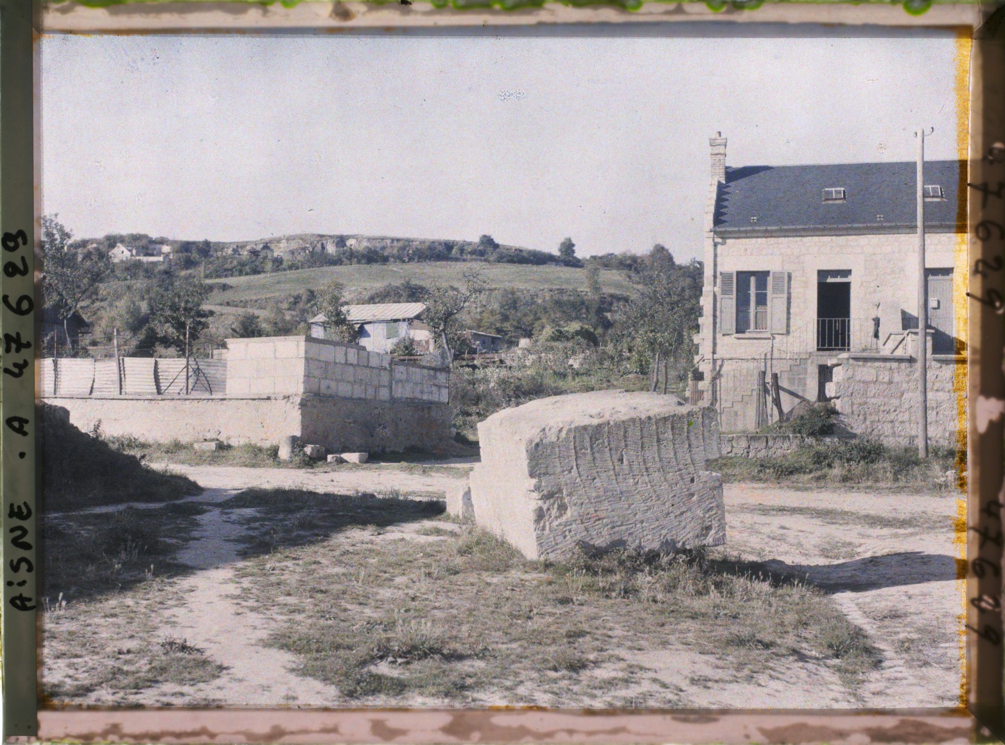 Image représentant France, Pasly, Les Carrières vues du Village