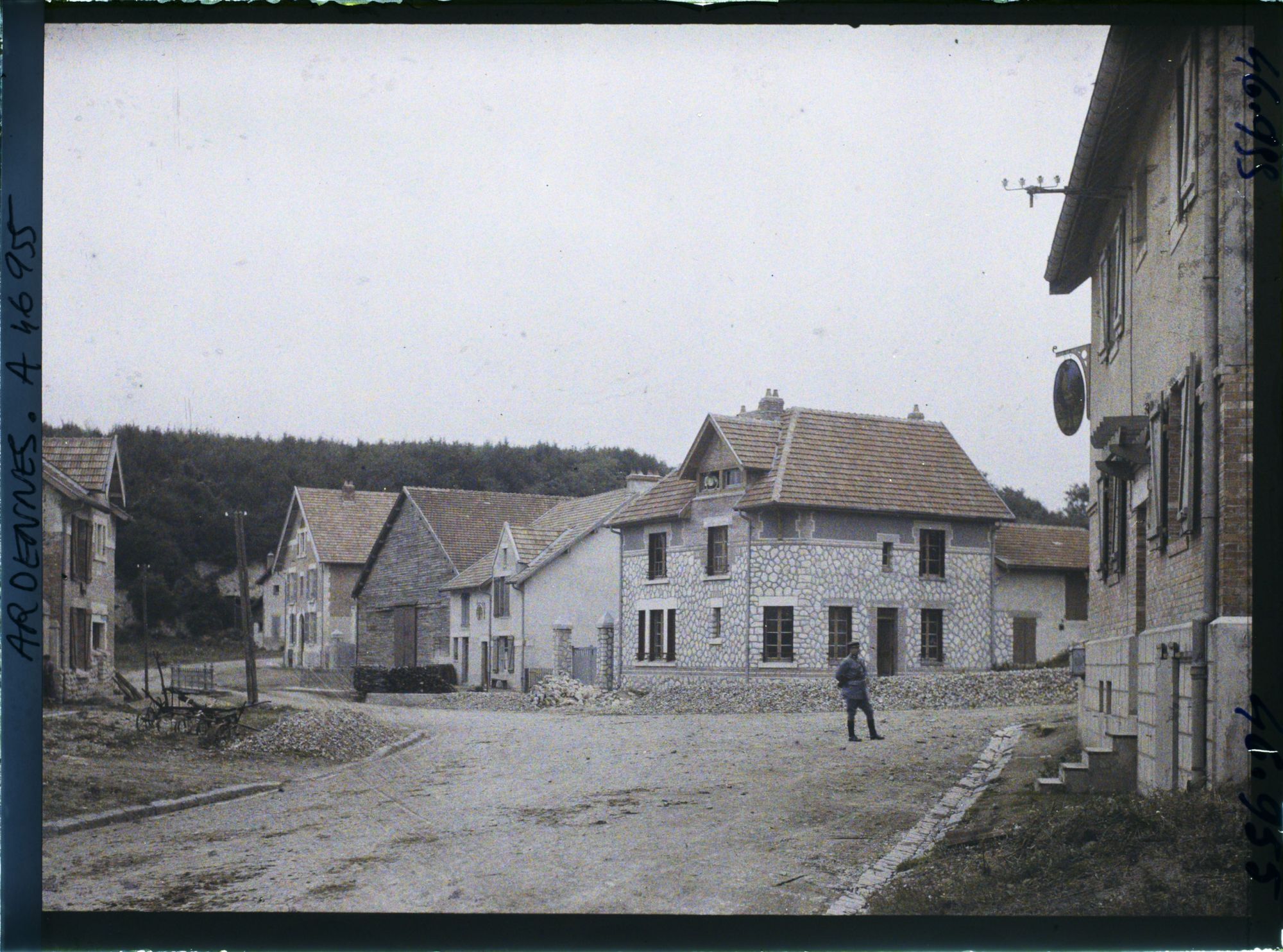 Image représentant France, Condé les Autry Ardennes (260 h), Intersection des routes de Servon et Cernay en Dormois