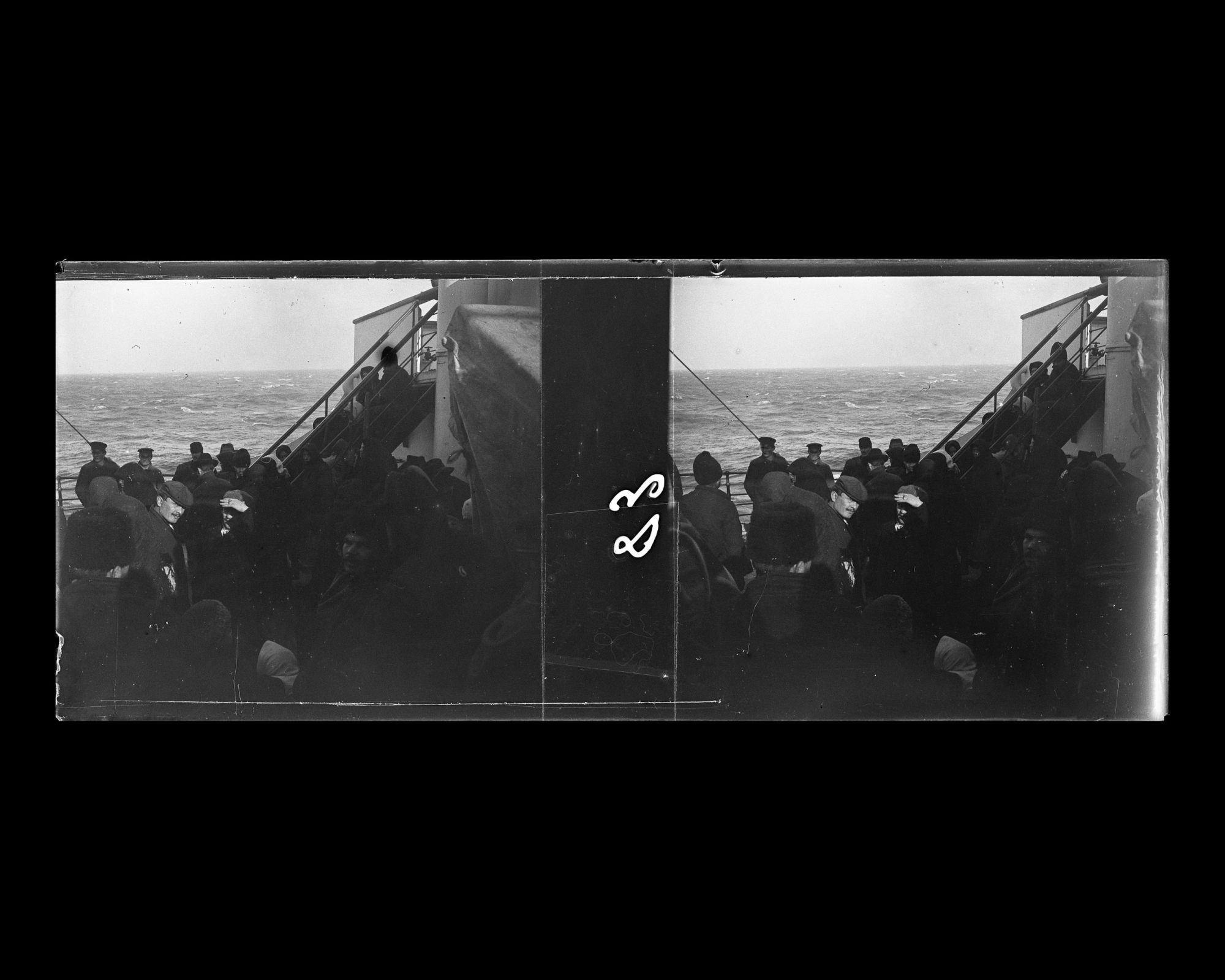 Image représentant Emigrants des 3emes classes sur l'entrepont