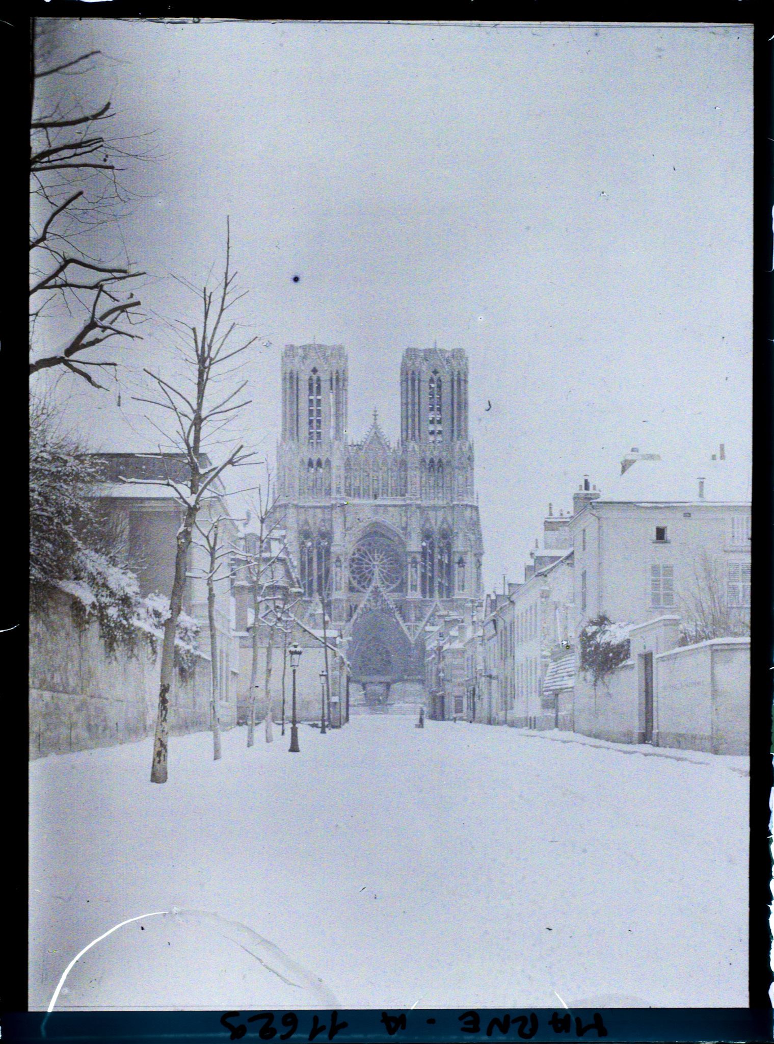 Image représentant France, Reims, La Rue Libergier sous la neige