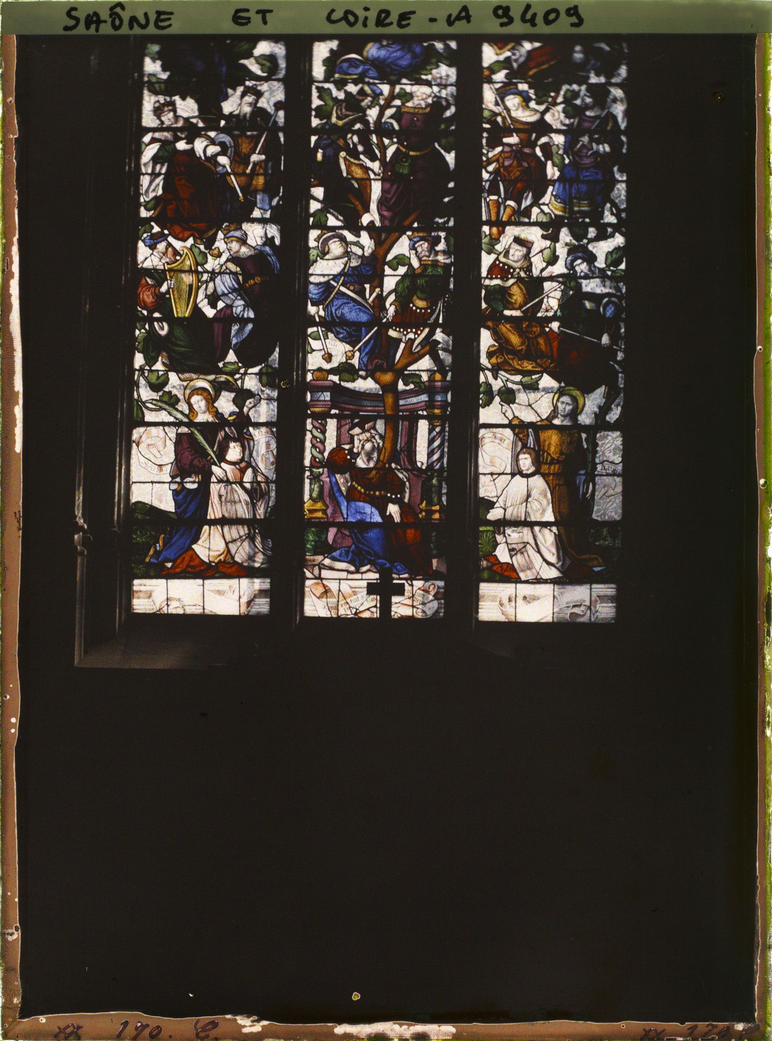 Image représentant Cathédrale Saint-Lazare, le vitrail de l'arbre de Jessé