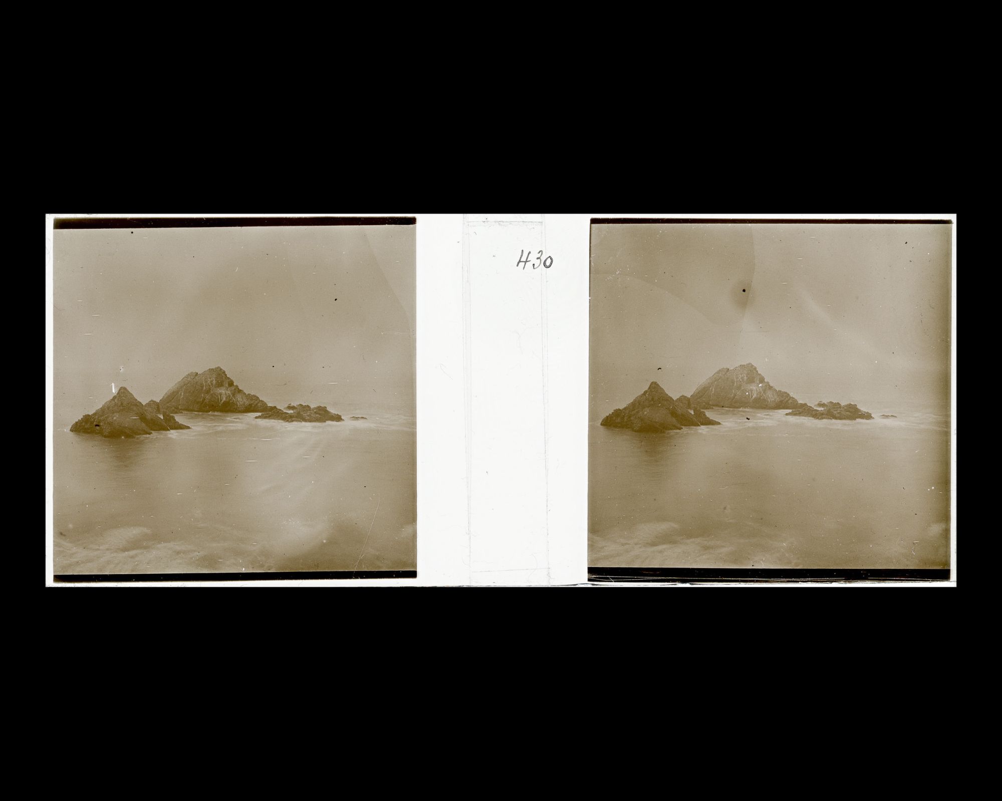 Image représentant Les iles dans la baie, vue prise depuis le Mongolia