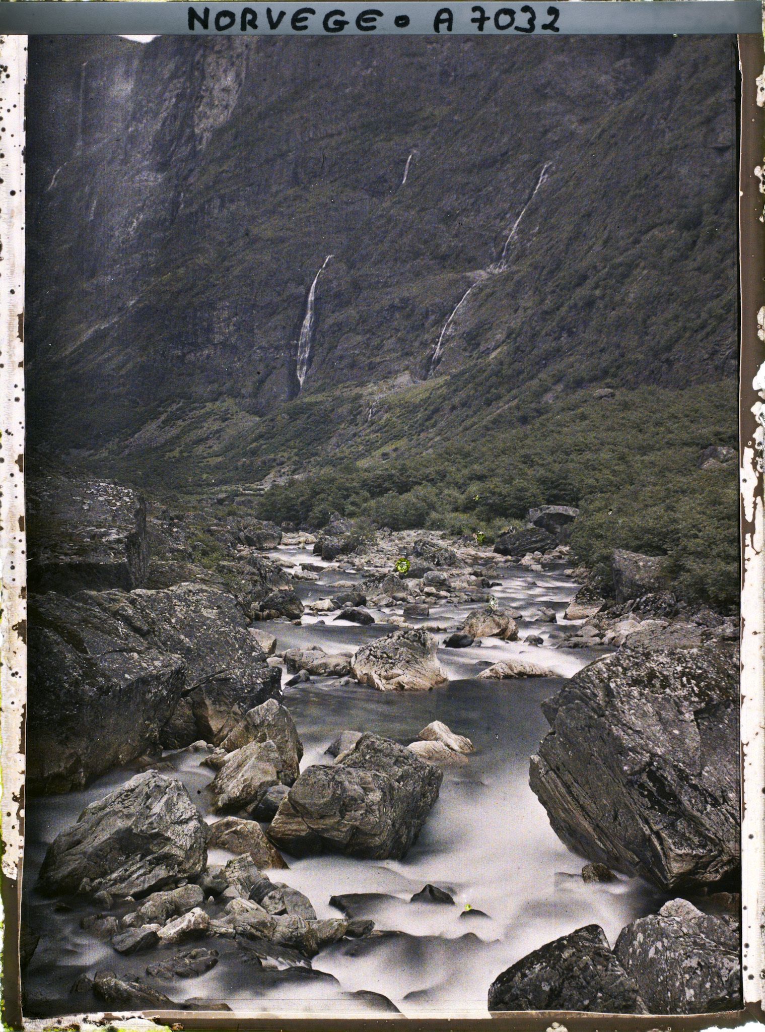 Image représentant Cours d'eau et cascades