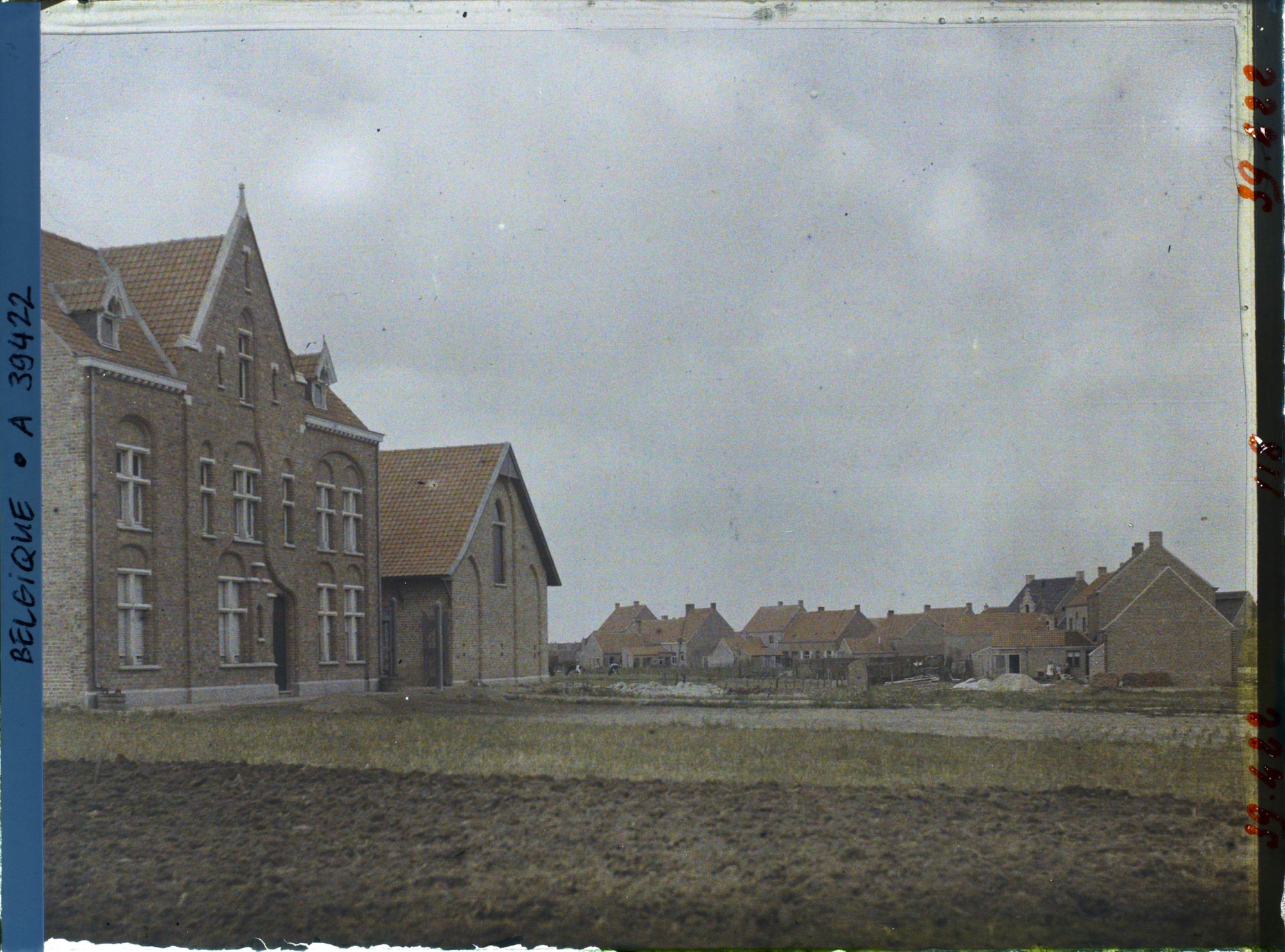 Image représentant Belgique, Poelcapelle, Une vue sur le Village