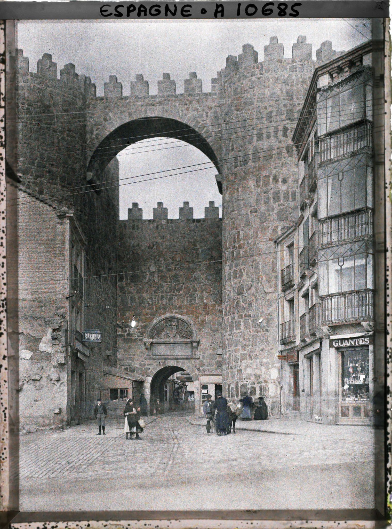 Image représentant Espagne, Avila, El Arco del Alcazar ou poste de l'Alcazar