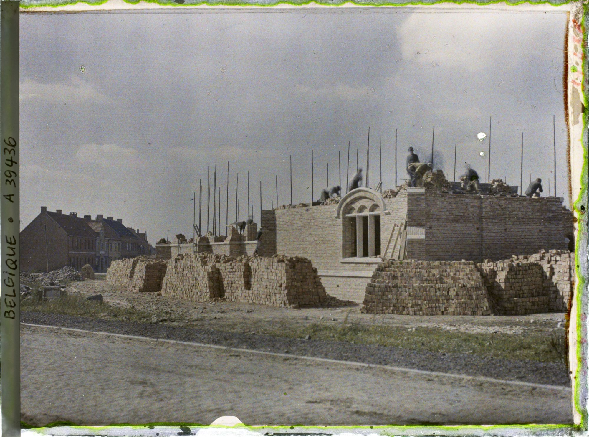 Image représentant Belgique, Langemank, Abside de l'Eglise en Construction