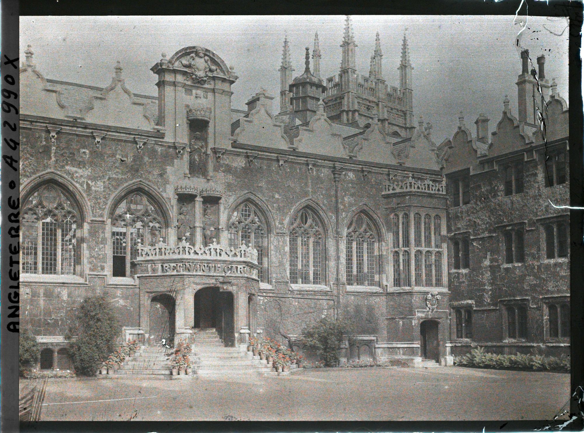 Image représentant Vues diverses de l'Oriel College