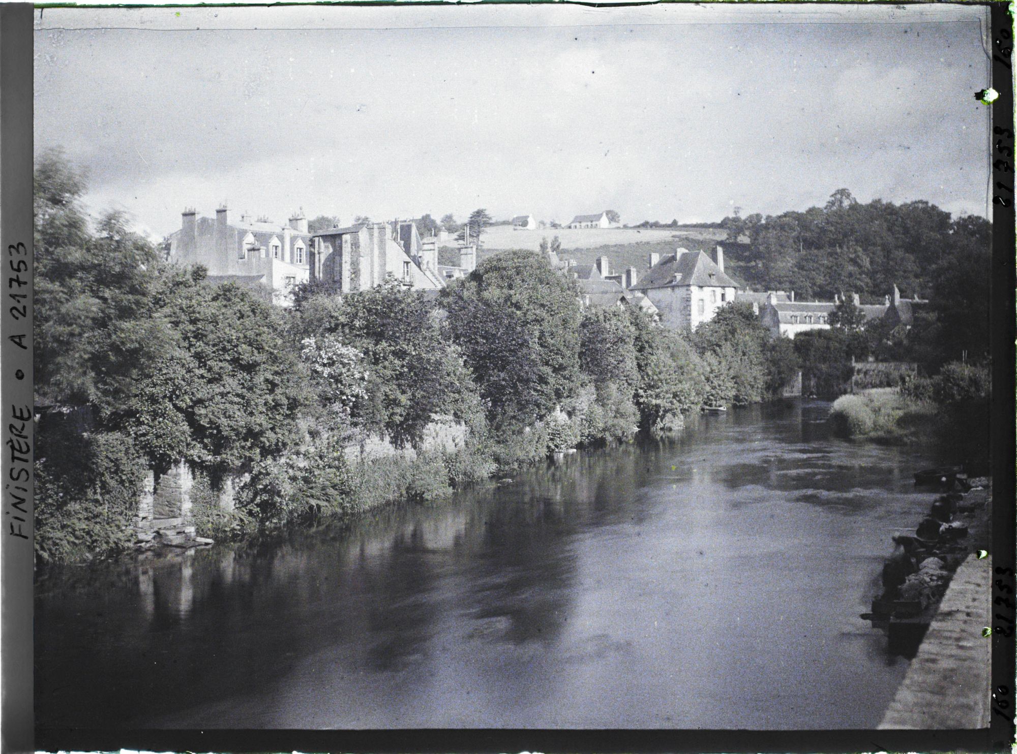 Image représentant Les bords de l'Ellé