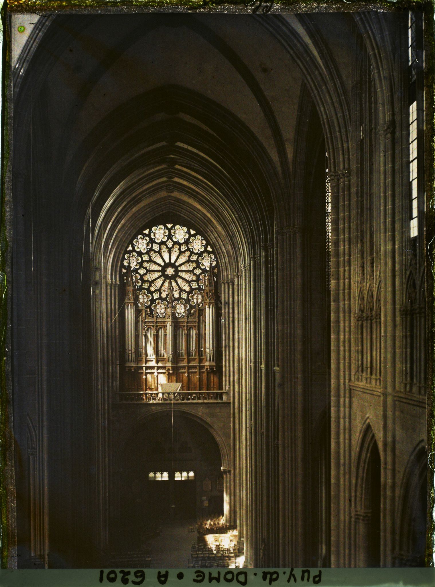 Image représentant France, Clermont Ferrand, Cathédrale de Clermont Ferrand