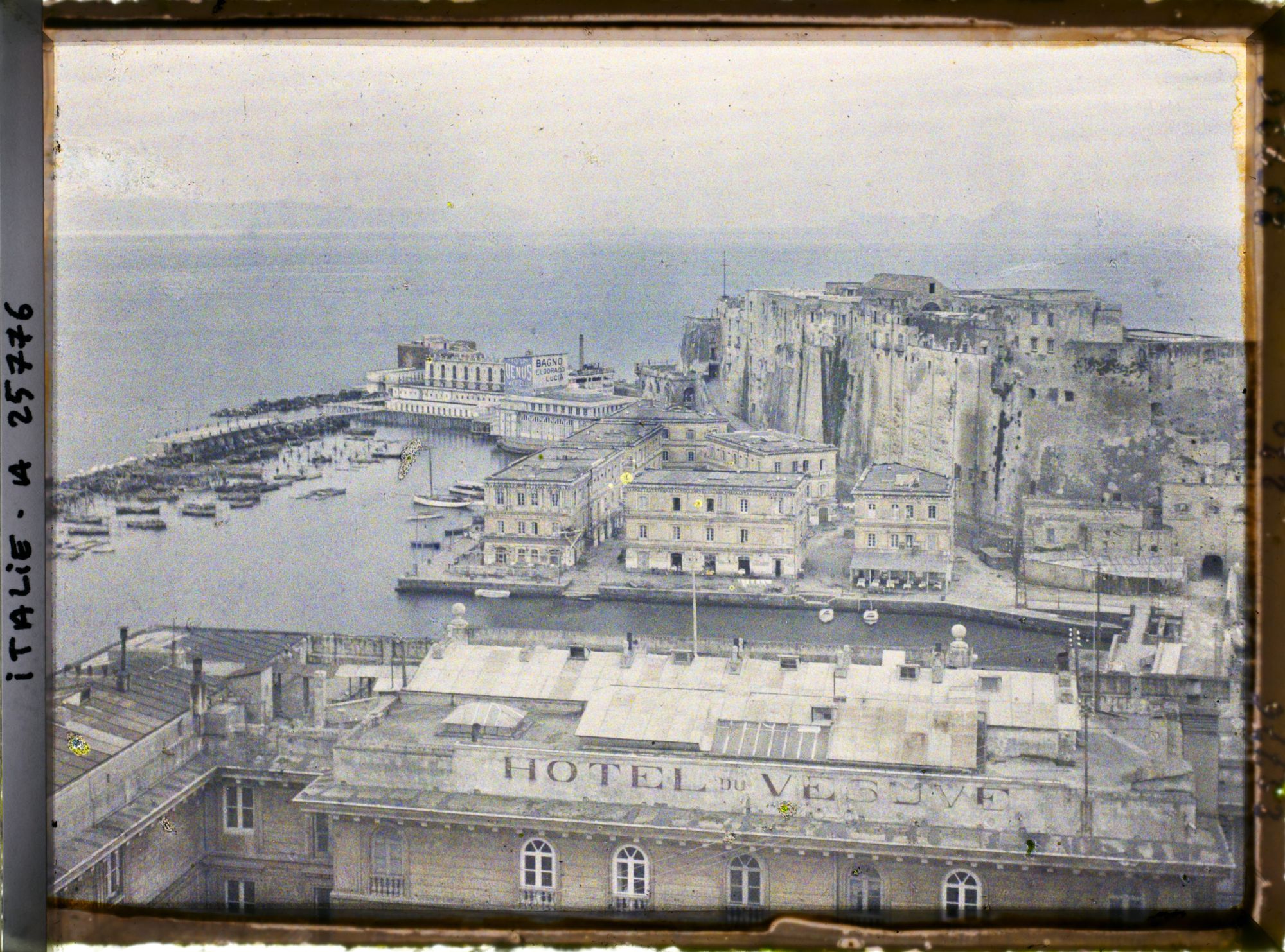 Image représentant Vue panoramique prise depuis les hauteurs de la rue Chiamatone