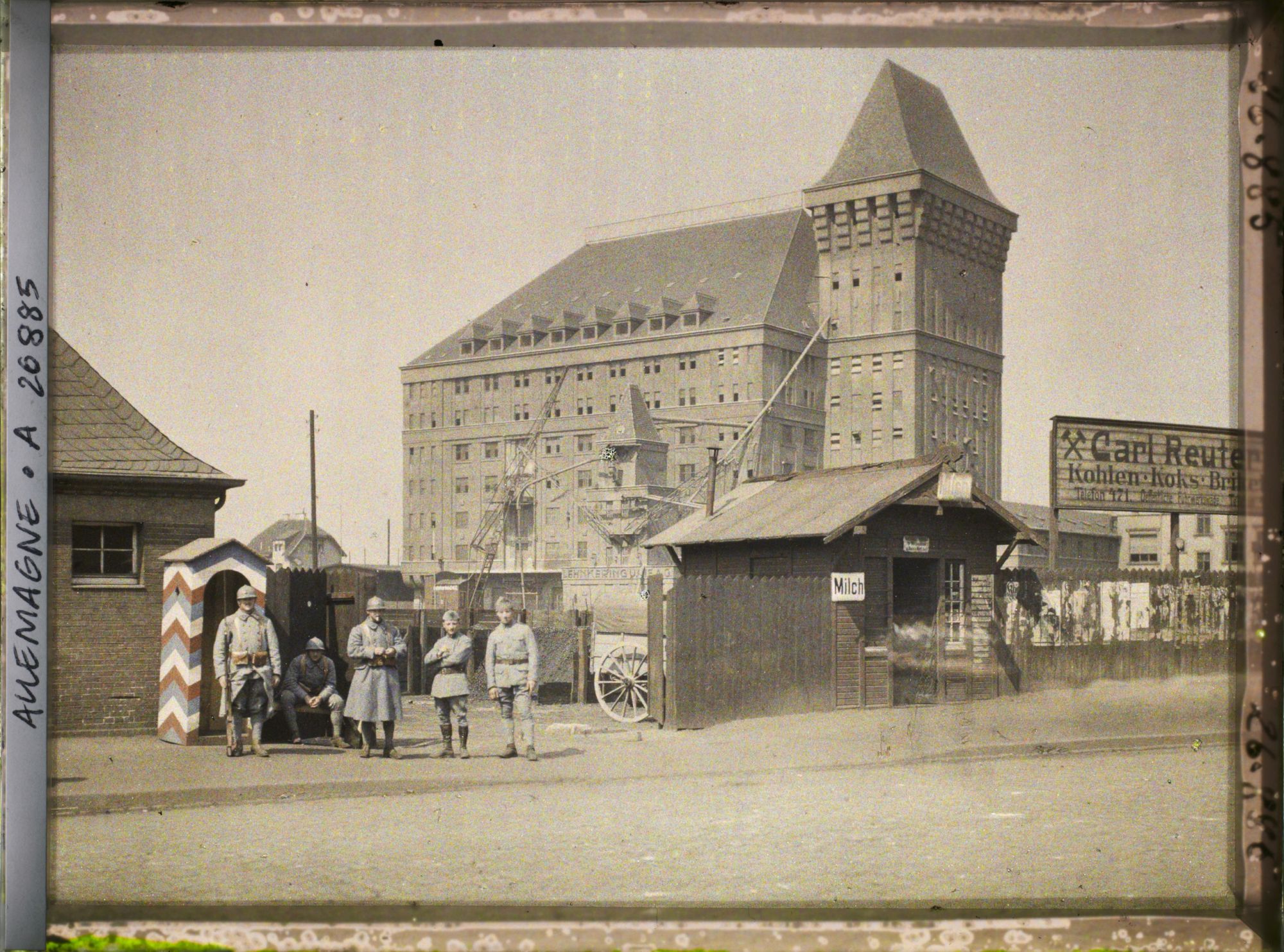 Image représentant Poste de Düsseldorf et grand moulin