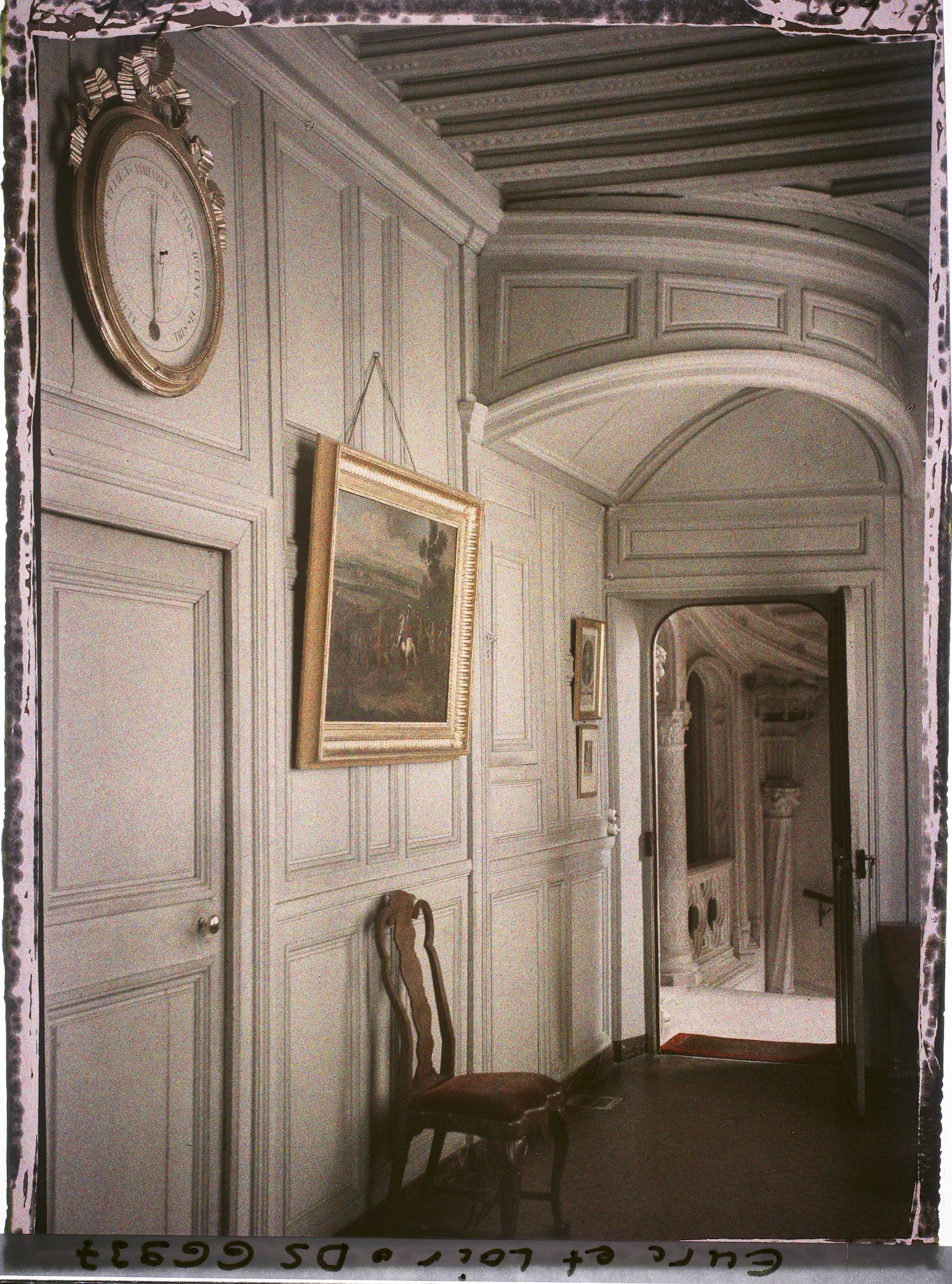 Image représentant Le vestibule de l'appartement de Madame de Maintenon dans le logis principal du château