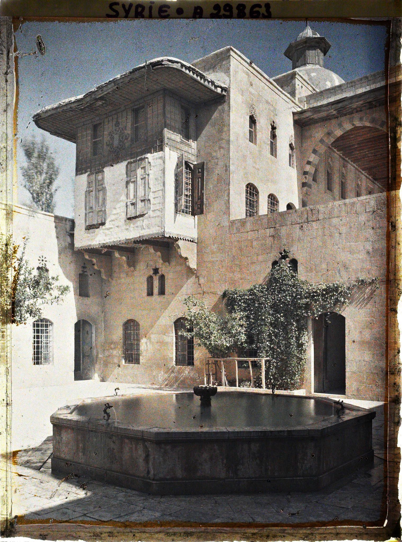 Image représentant Cour intérieure du palais Azem