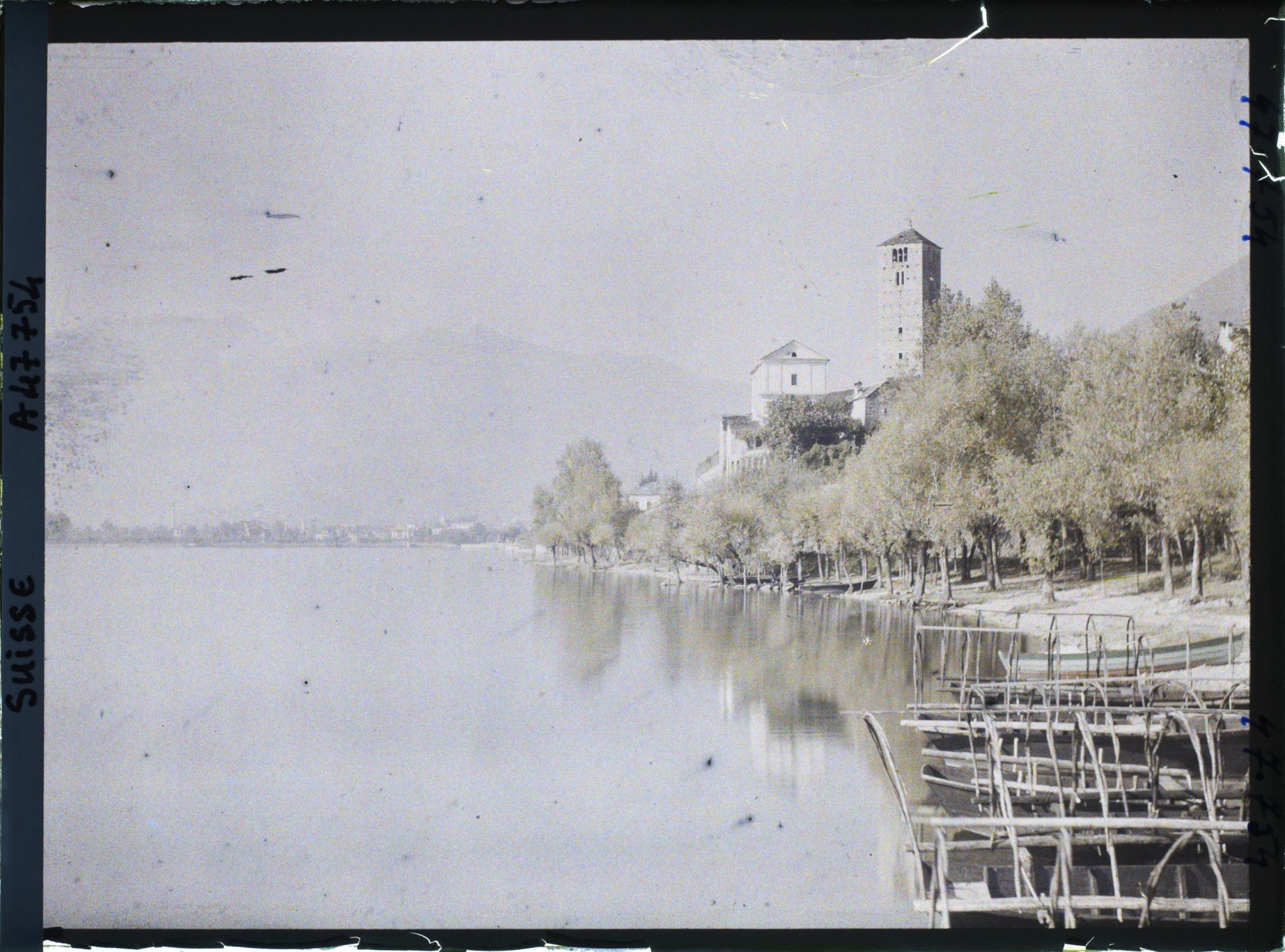 Image représentant Les rives du lac Majeur et la Casa di Ferro