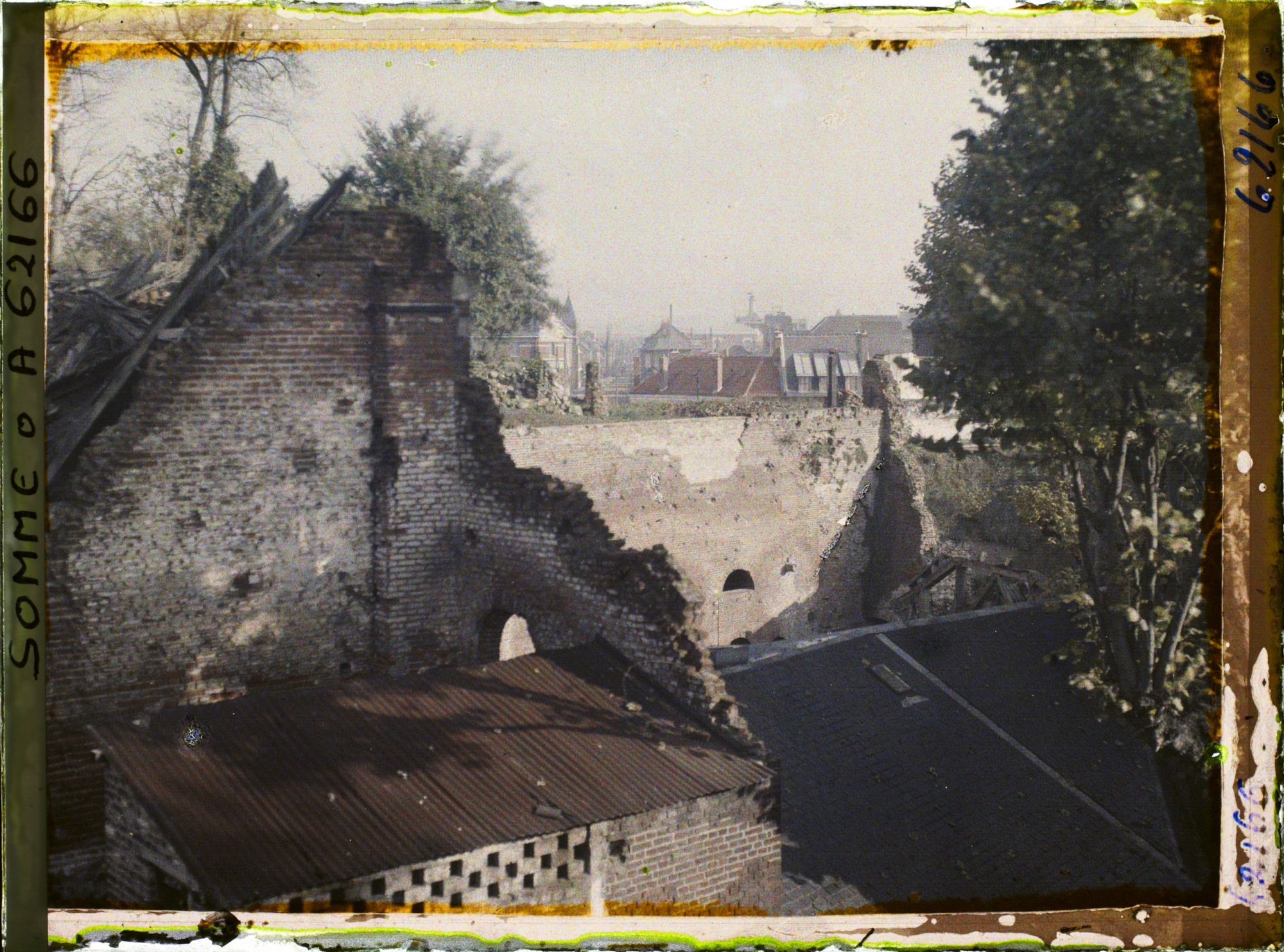 Image représentant Somme, Péronne, Ruines du Château