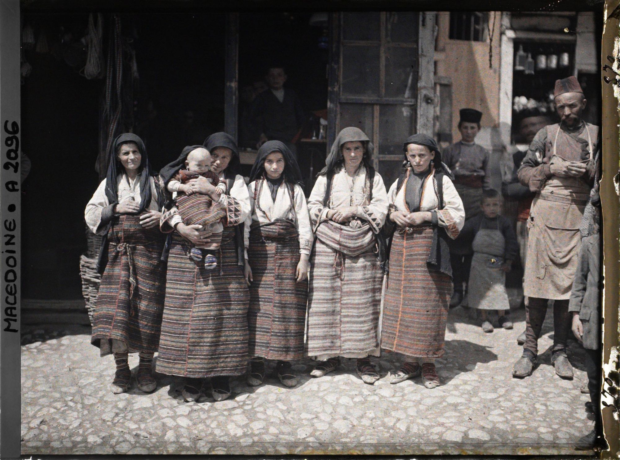 Image représentant Paysannes des environs d'Ohrid