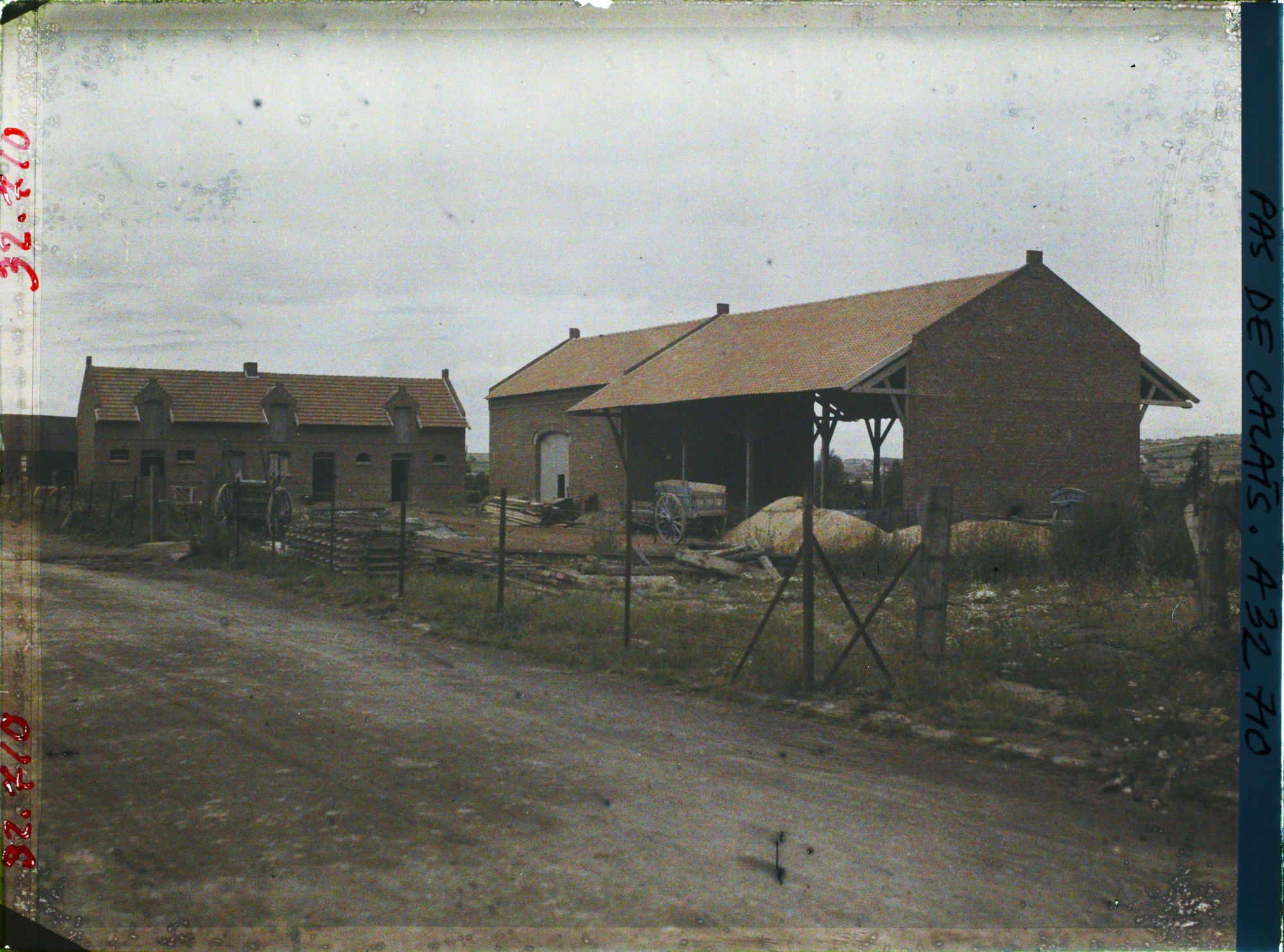 Image représentant France, Souchez, Reconstruction d'une ferme