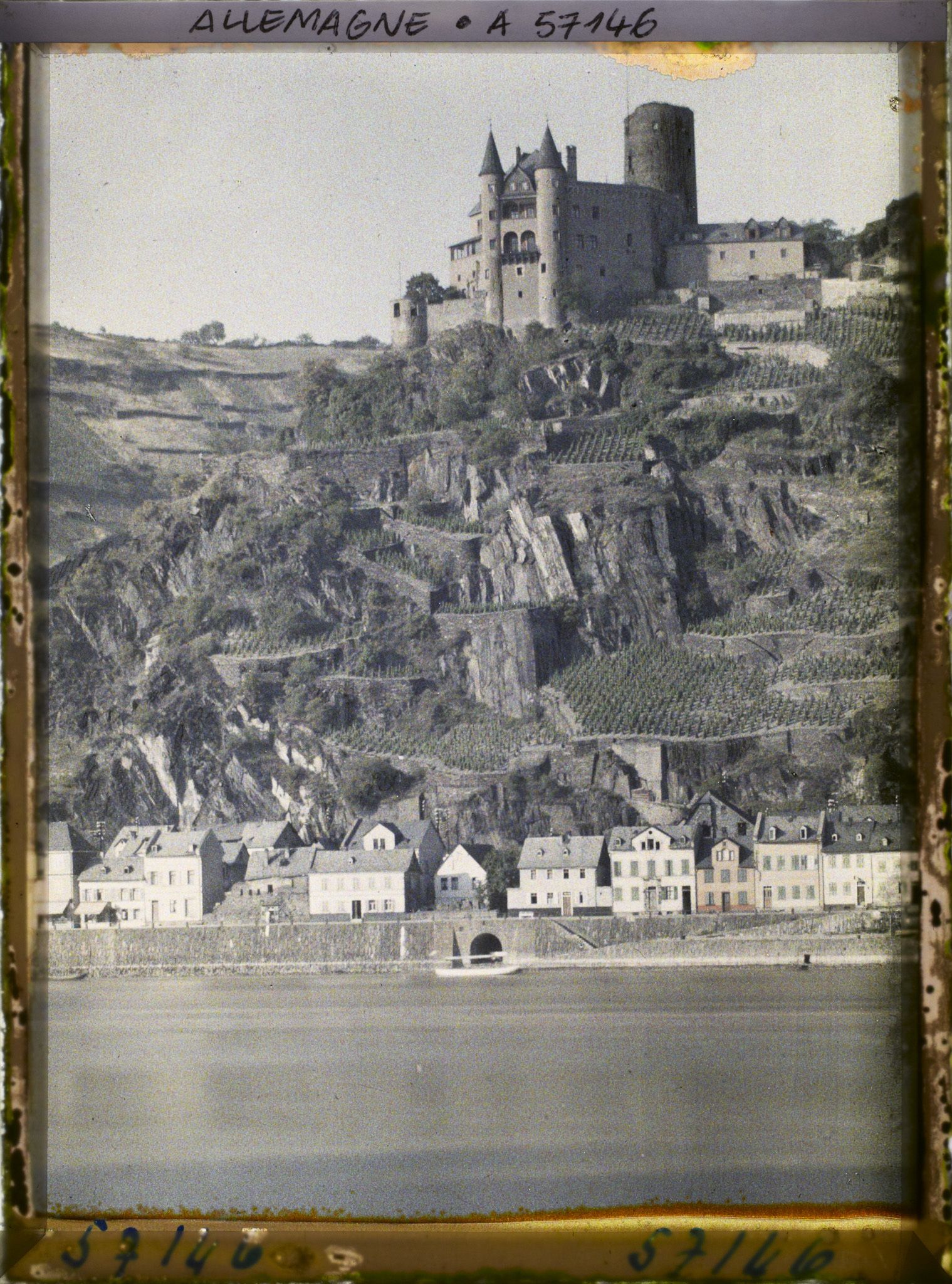 Image représentant Bords du Rhin, St Goarsahausen, St Goarsahausen - Le Château