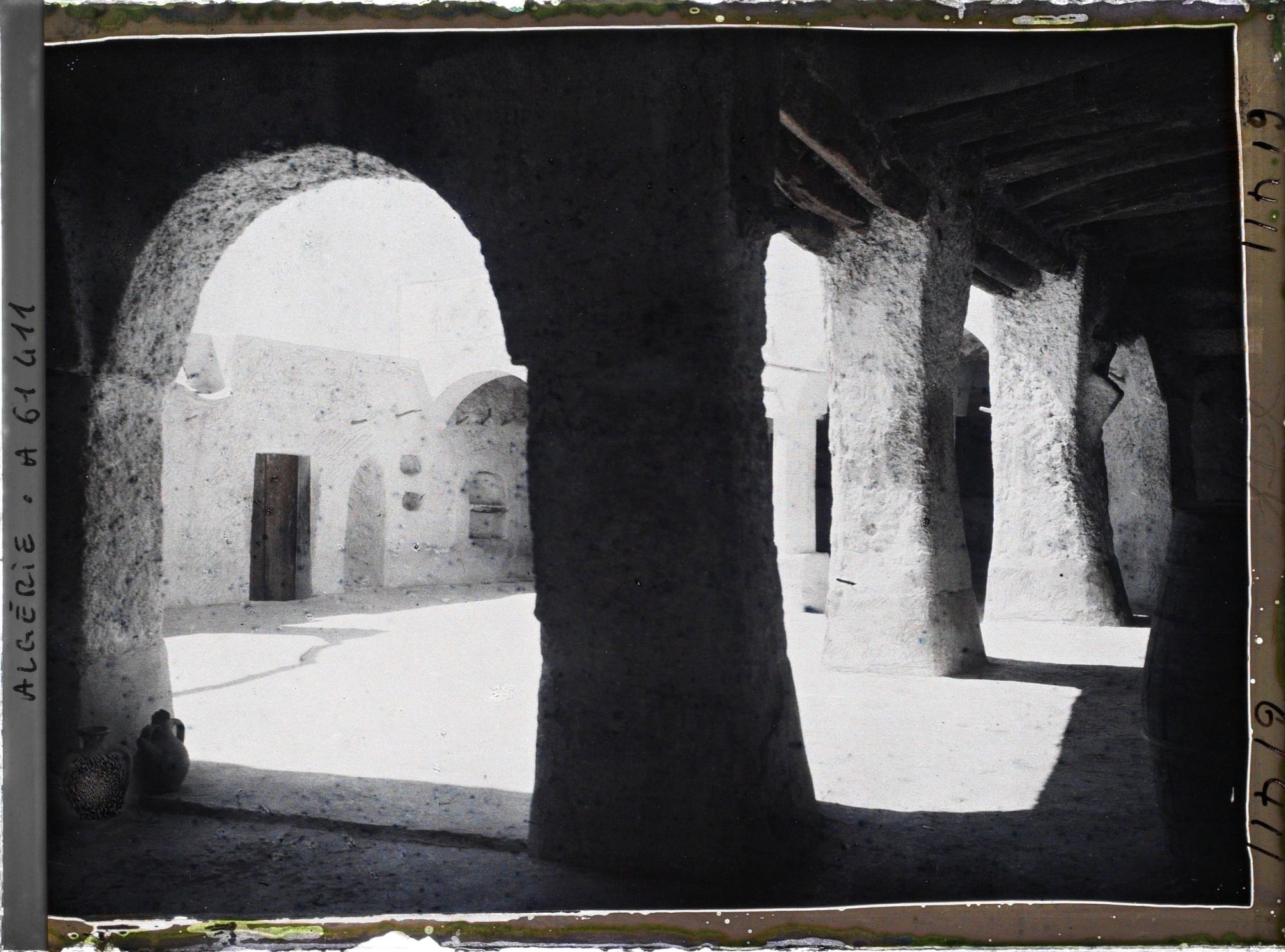 Image représentant La cour de la mosquée mozabite