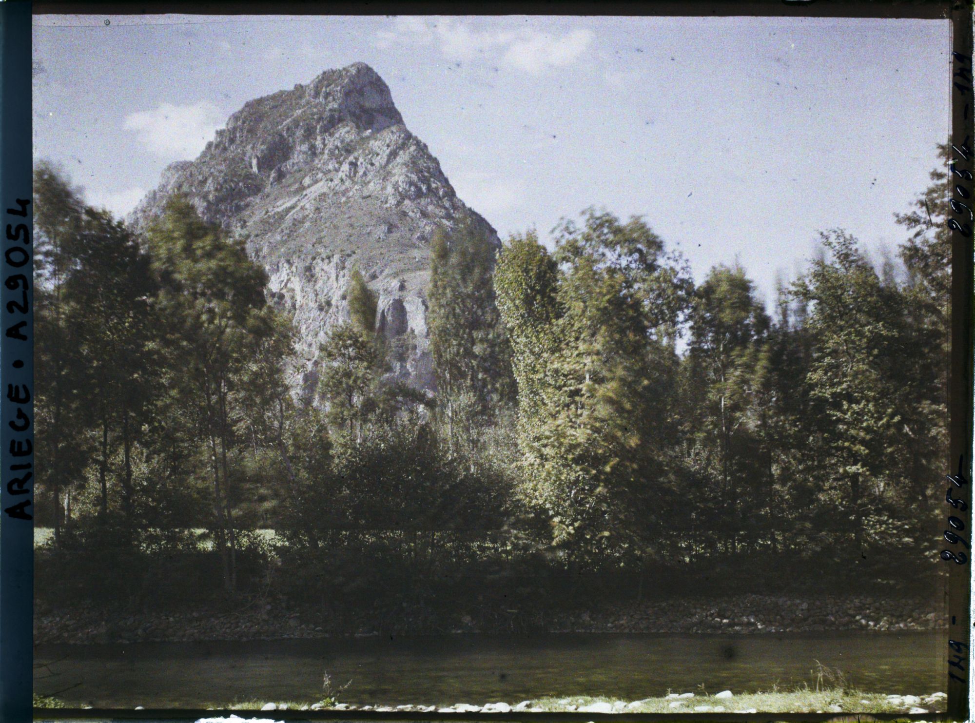Image représentant Le Soudour vu des bords de l'Ariège