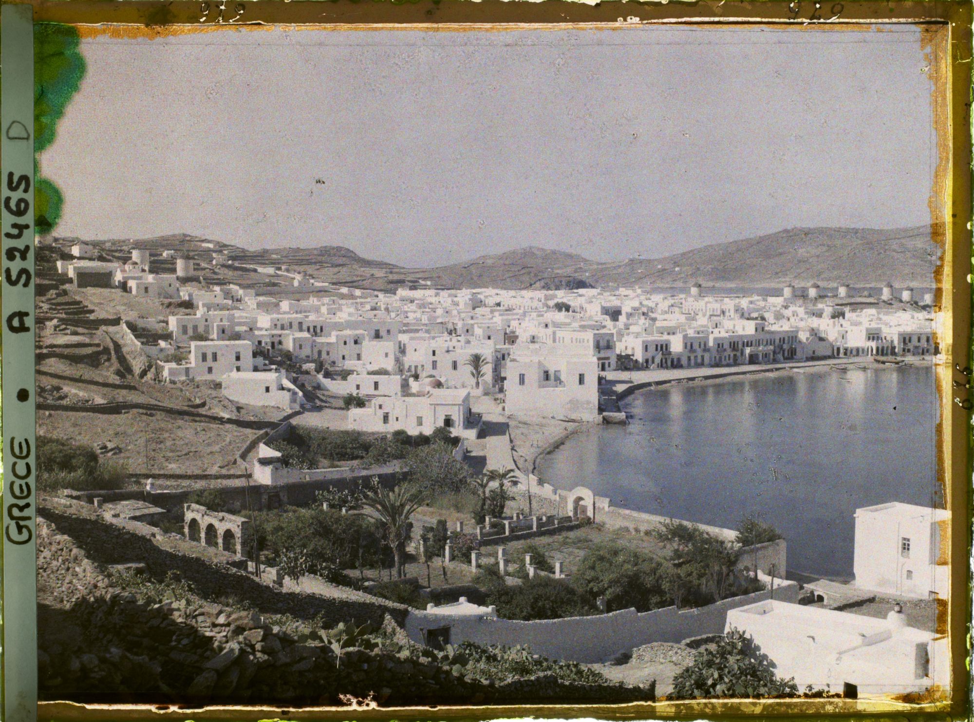 Image représentant La Ville - Vue prise vers le Sud-Ouest.