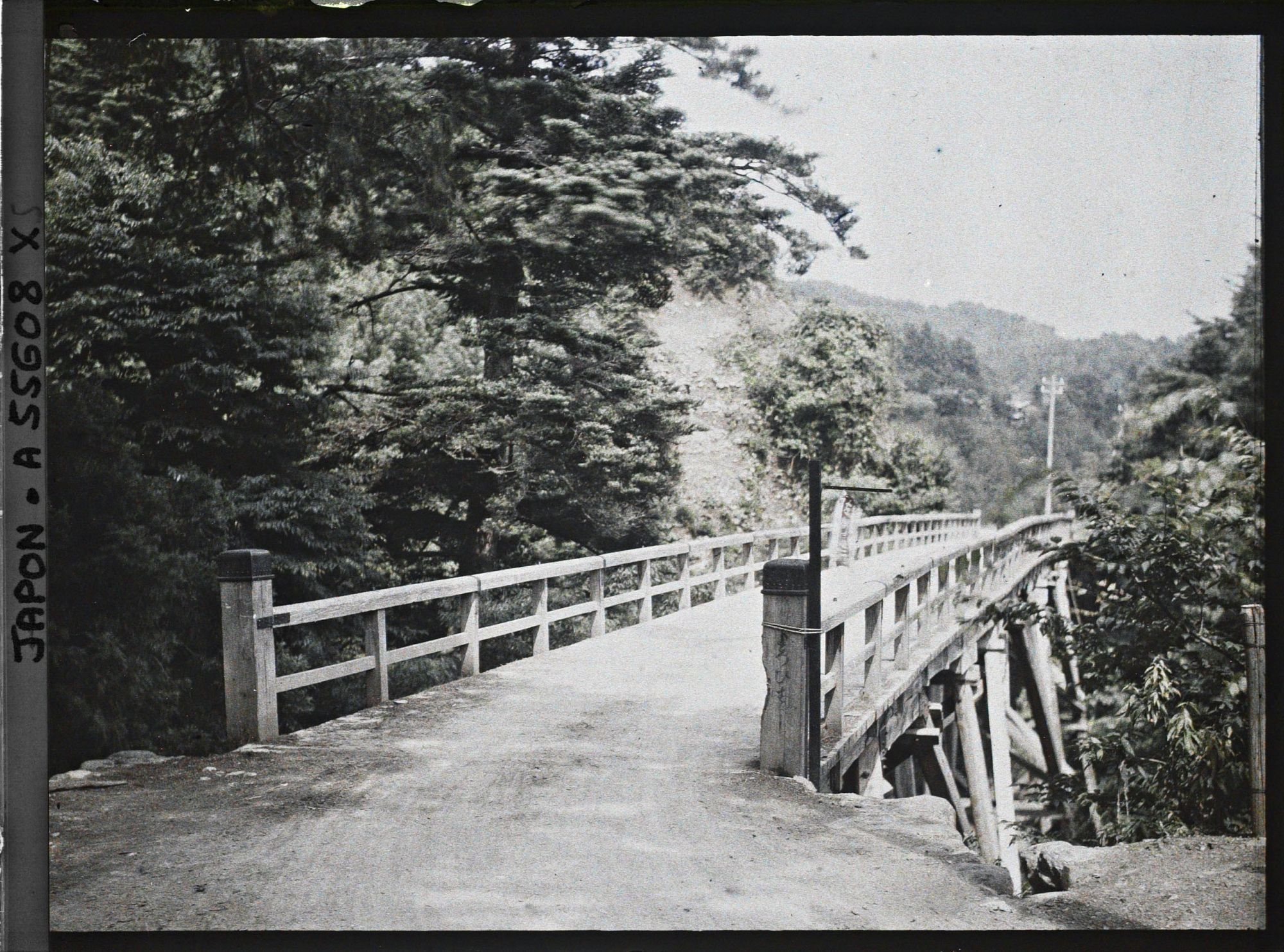 Image représentant pont sur la Daiya-gawa