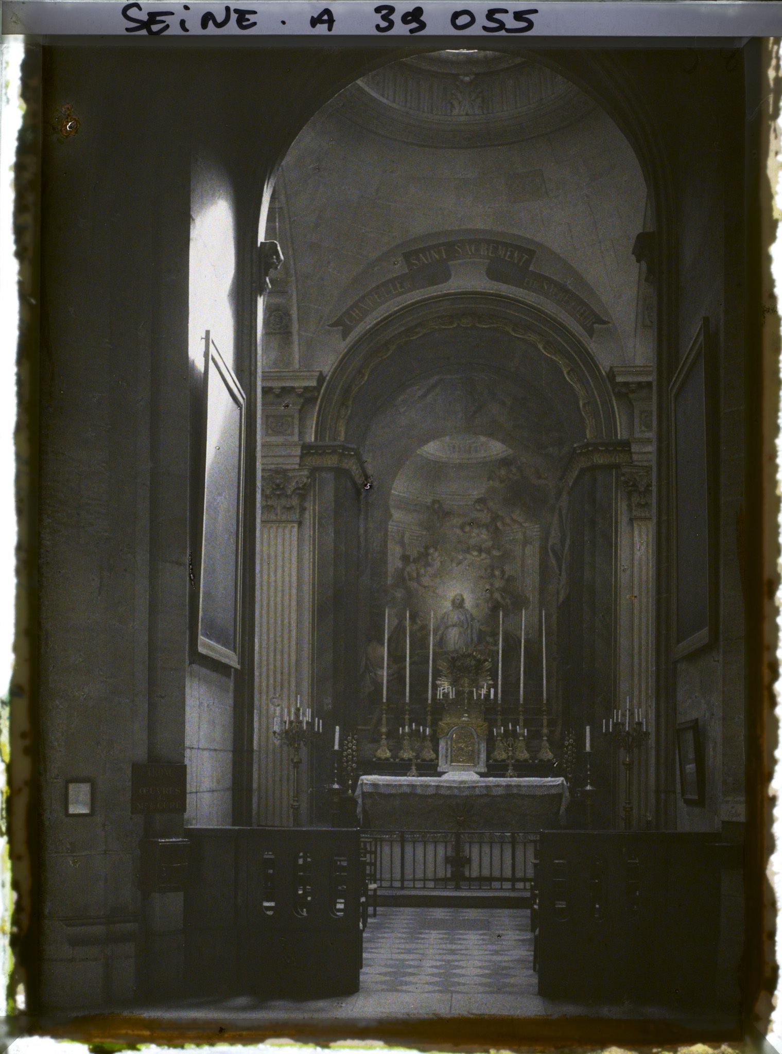 Image représentant Chapelle latérale de l'église Saint-Merri, dite du Saint-Sacrement et du Sacré-Cœur
